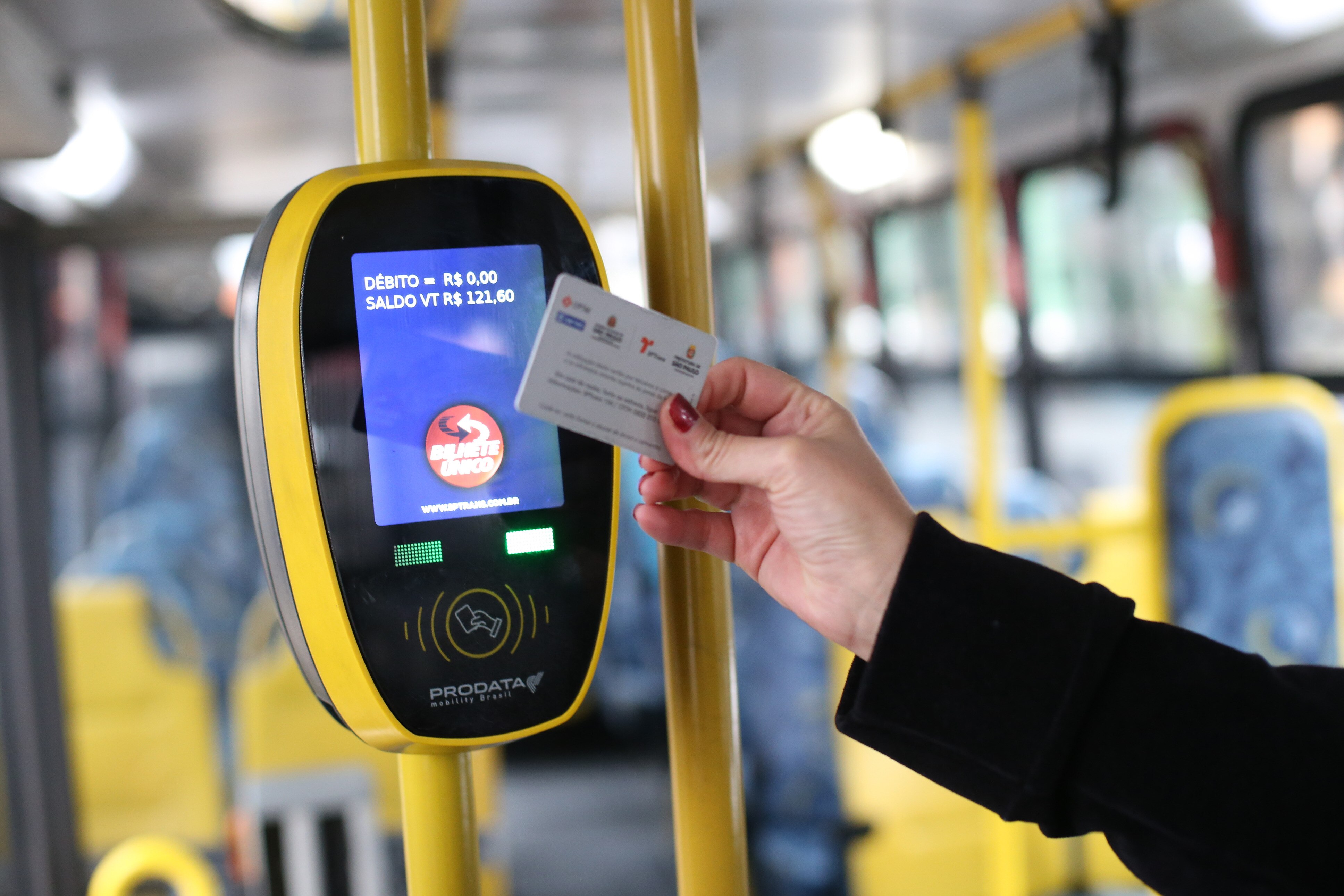 Tarifa de ônibus sobe para R$ 4,30 a partir de hoje em São Paulo - Notícias  - R7 São Paulo