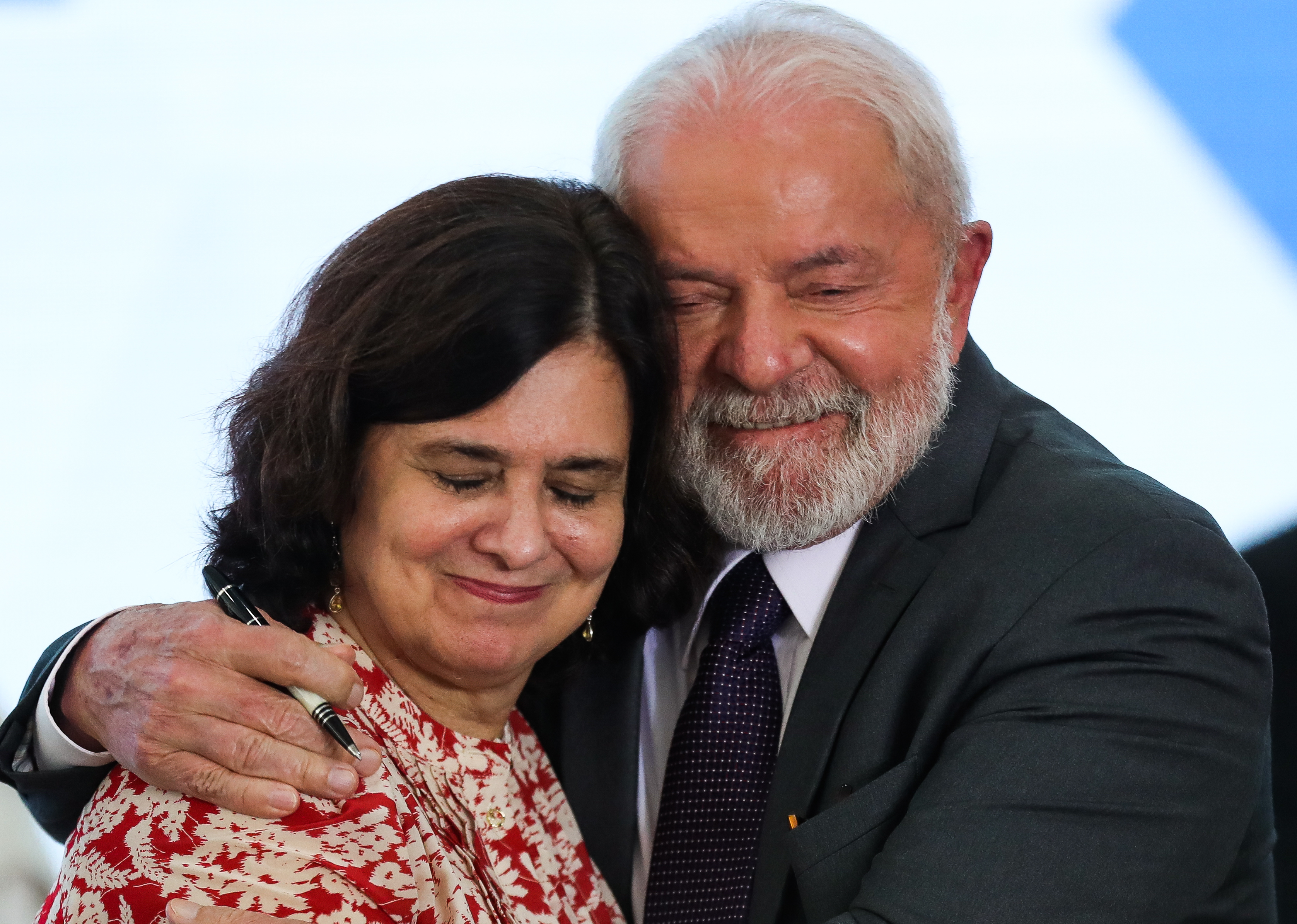 Mais M&eacute;dicos: Novo edital prev&ecirc; b&ocirc;nus de at&eacute; R$475 mil para fixar  profissional em &aacute;rea vulner&aacute;vel - Estad&atilde;o