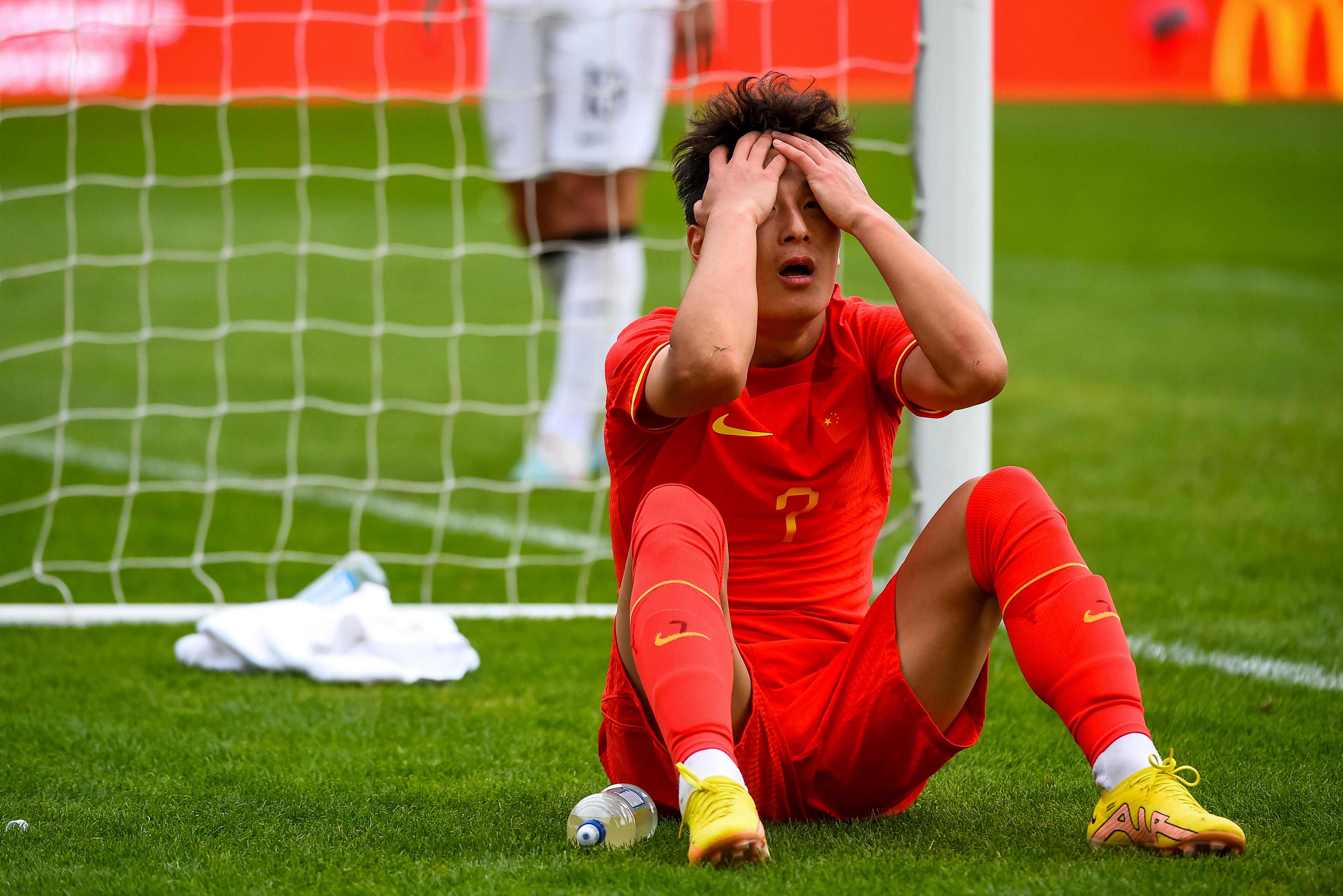 Oscar é o jogador mais valioso do Campeonato Chinês