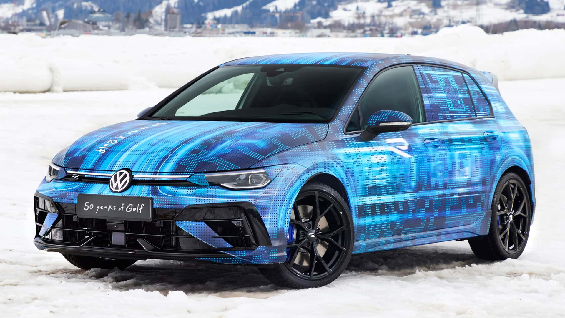 Novo Volkswagen Golf R tem detalhes revelados e pode vir ao Brasil