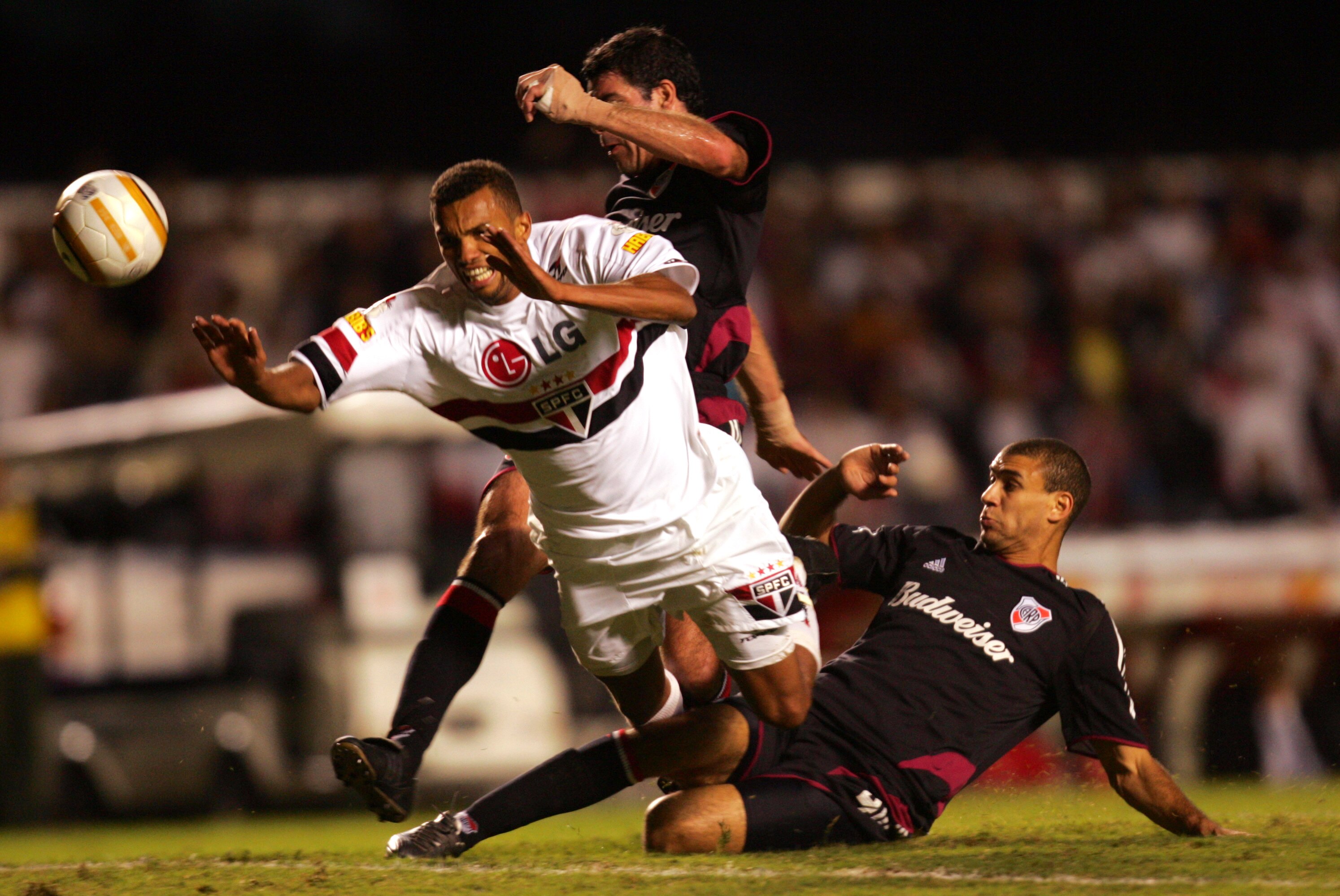 Fluminense encara 'escrita' de brasileiros contra The Strongest em jogos na  altitude pela Libertadores - Lance!