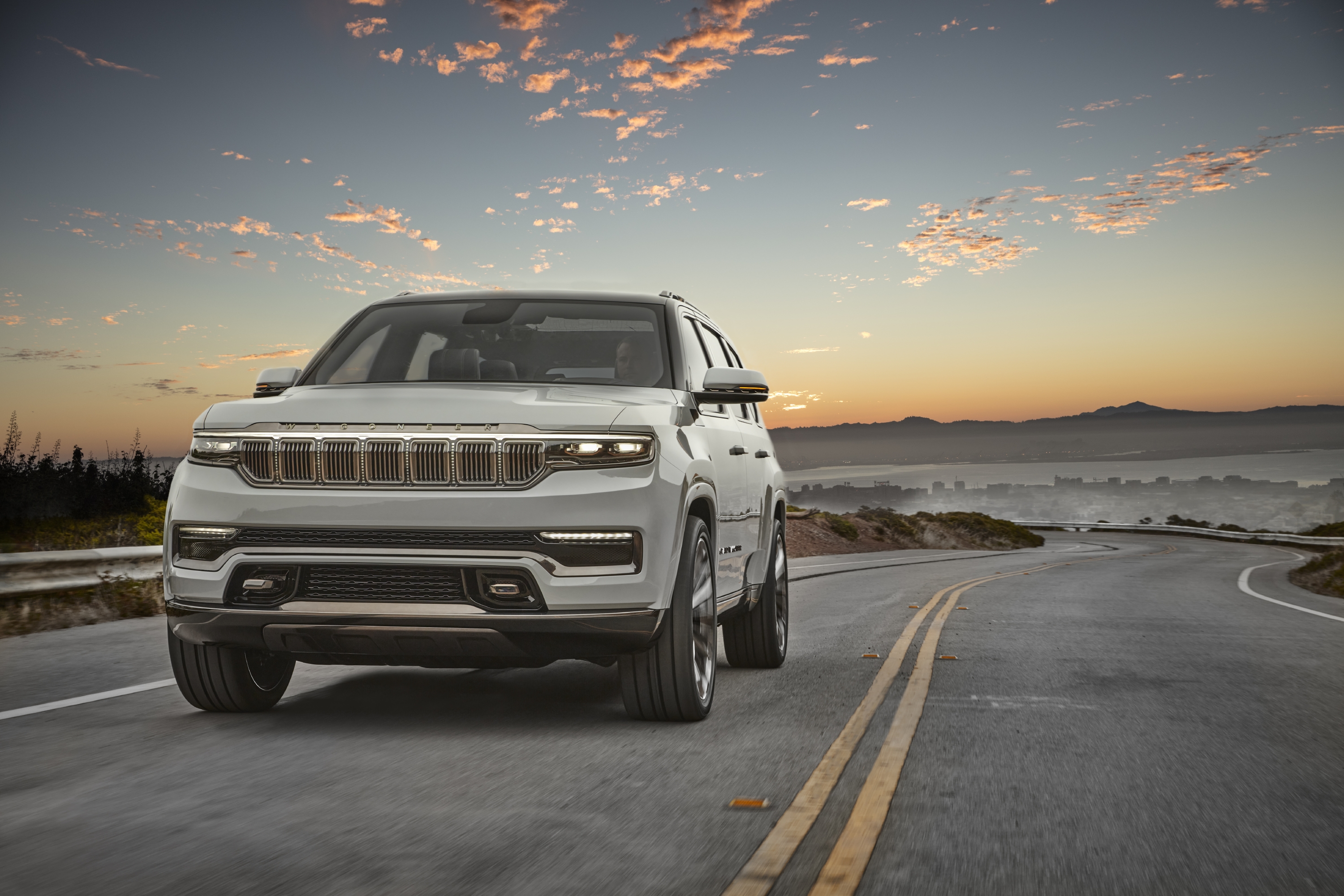 Jeep revela novo SUV e resgata nome Grand Wagoneer - Estadão