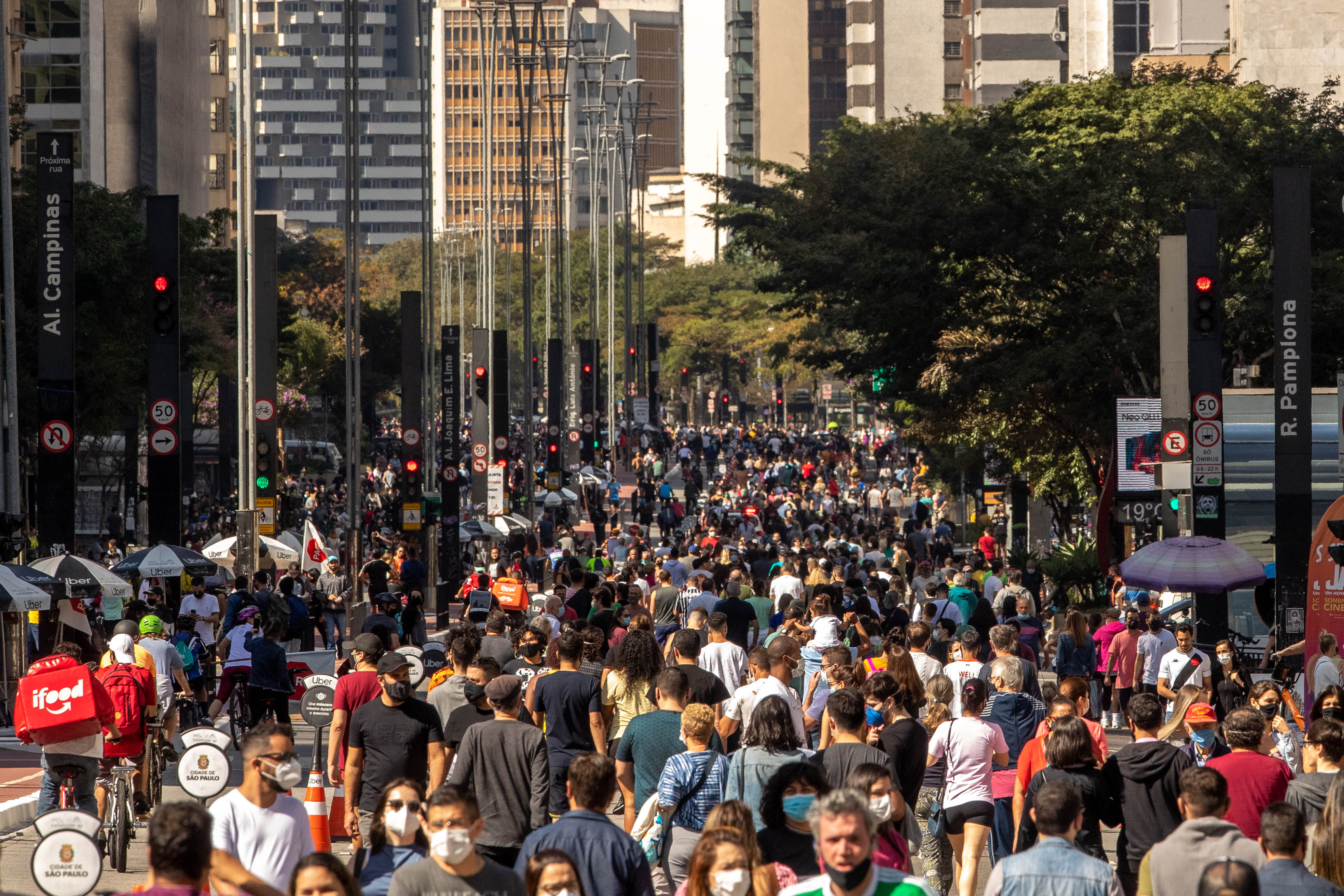 Avenida Paulista terá coral e desfile de carros antigos para celebrar 130  anos