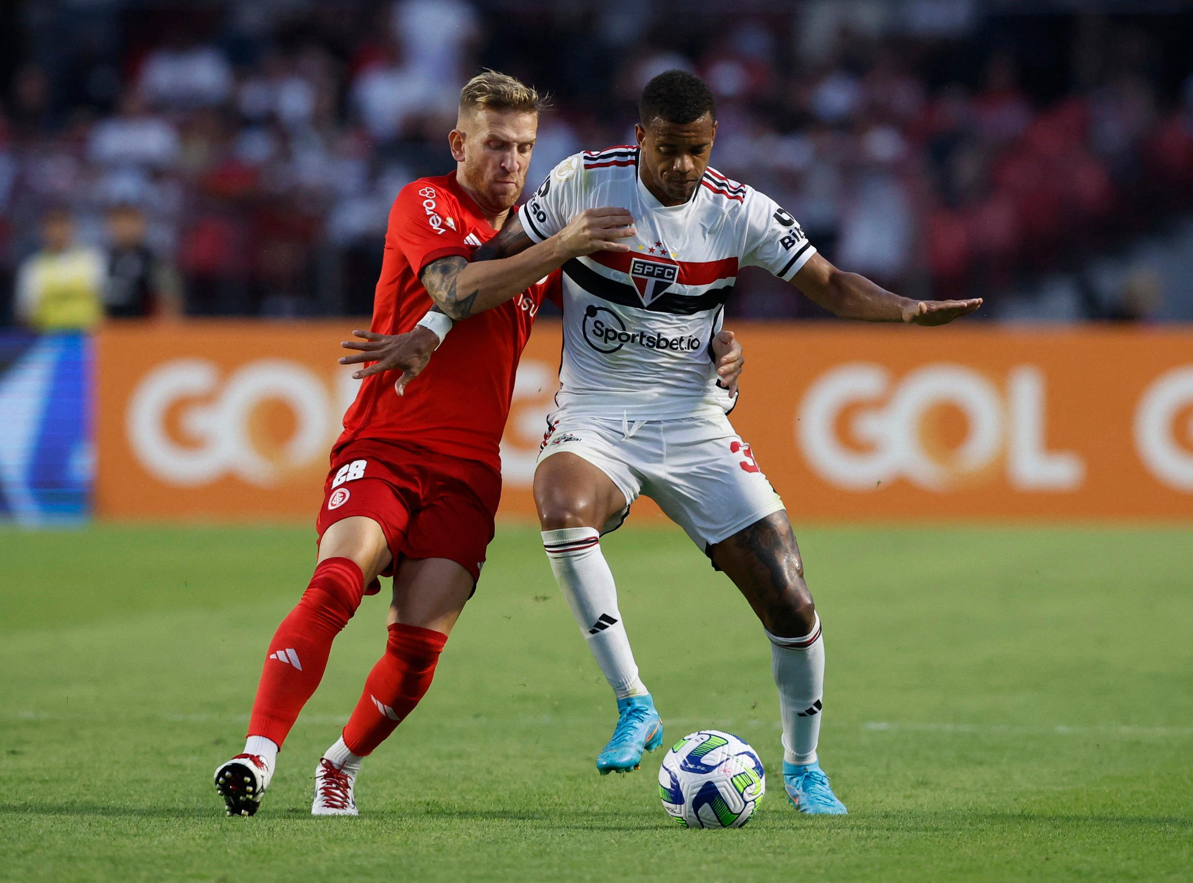 Pablo Maia: golaço e Craque do Jogo - SPFC