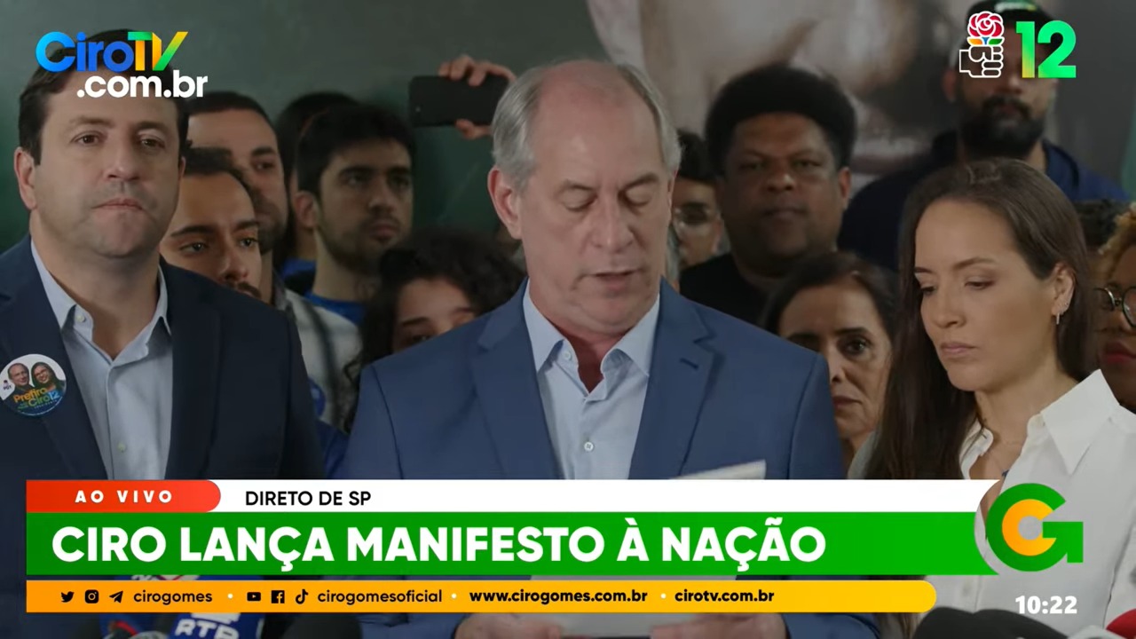 Ciro Gomes reafirma candidatura e chama de rito suicida a