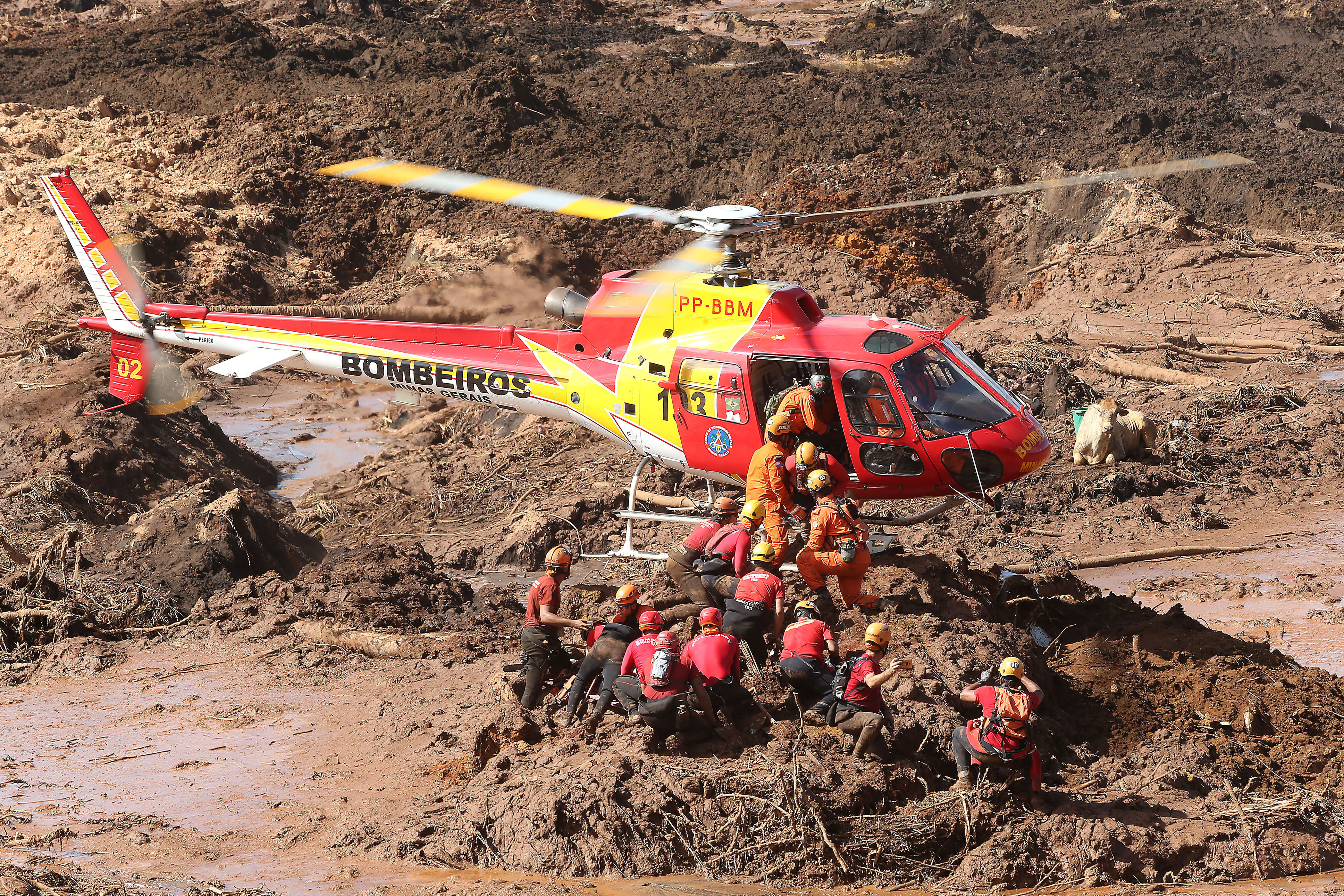 Não vou enterrar uma perna': os mortos insepultos de Brumadinho -  23/09/2021 - UOL TAB