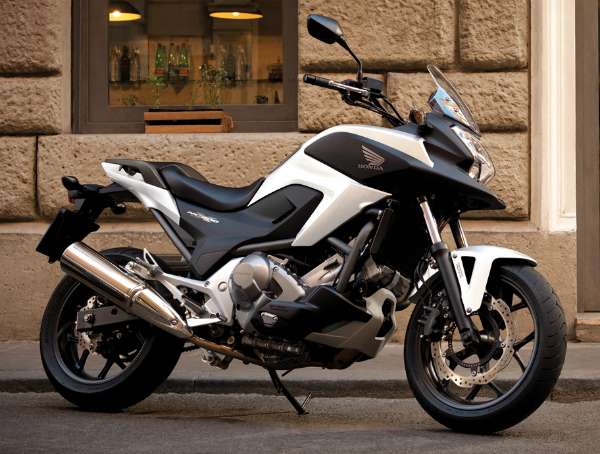 Honda NC700X chega no meio do ano - Estadão