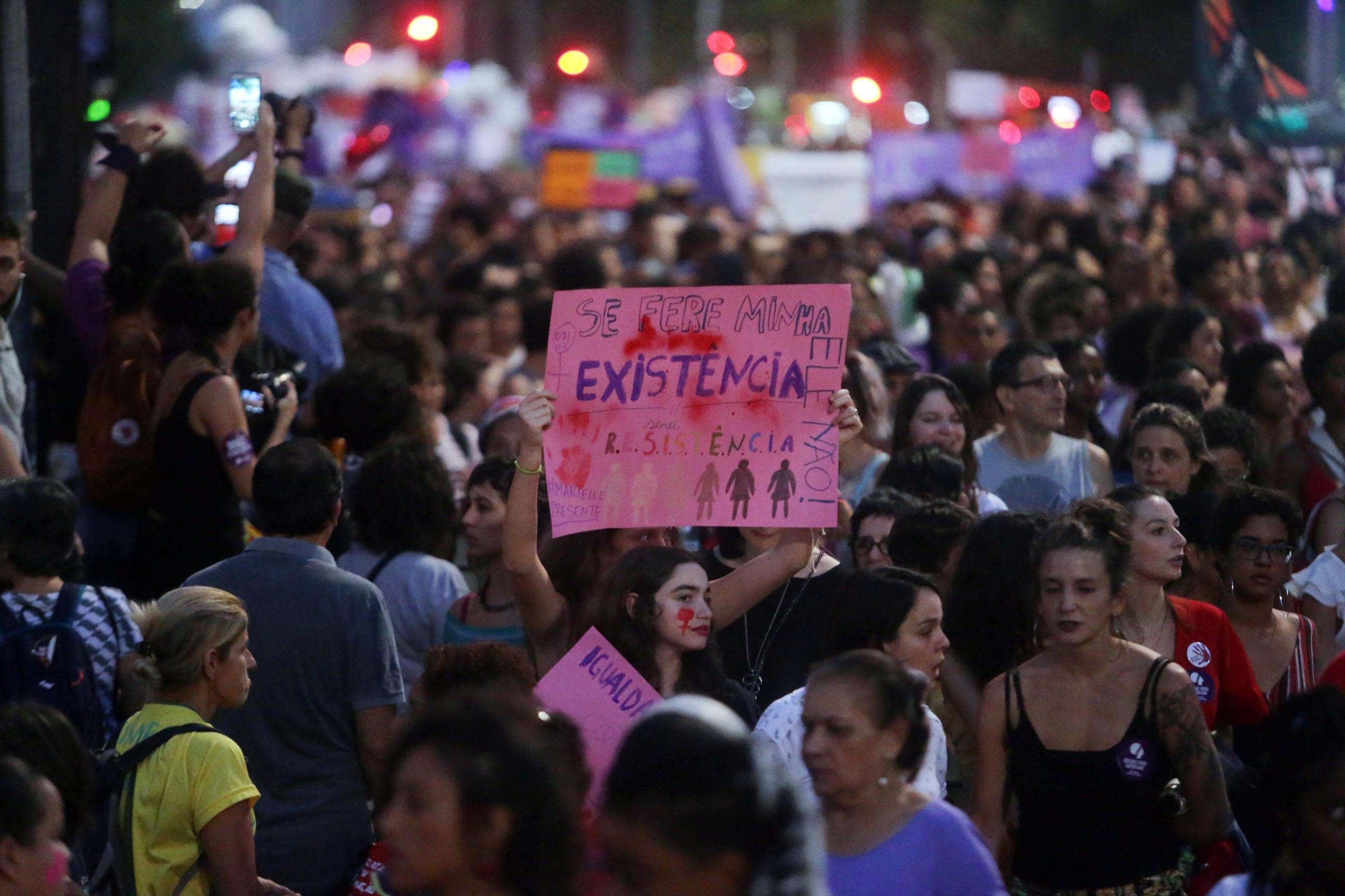 Um ter&ccedil;o das mulheres brasileiras j&aacute; sofreu viol&ecirc;ncia f&iacute;sica ou sexual de  parceiros, diz estudo - Estad&atilde;o
