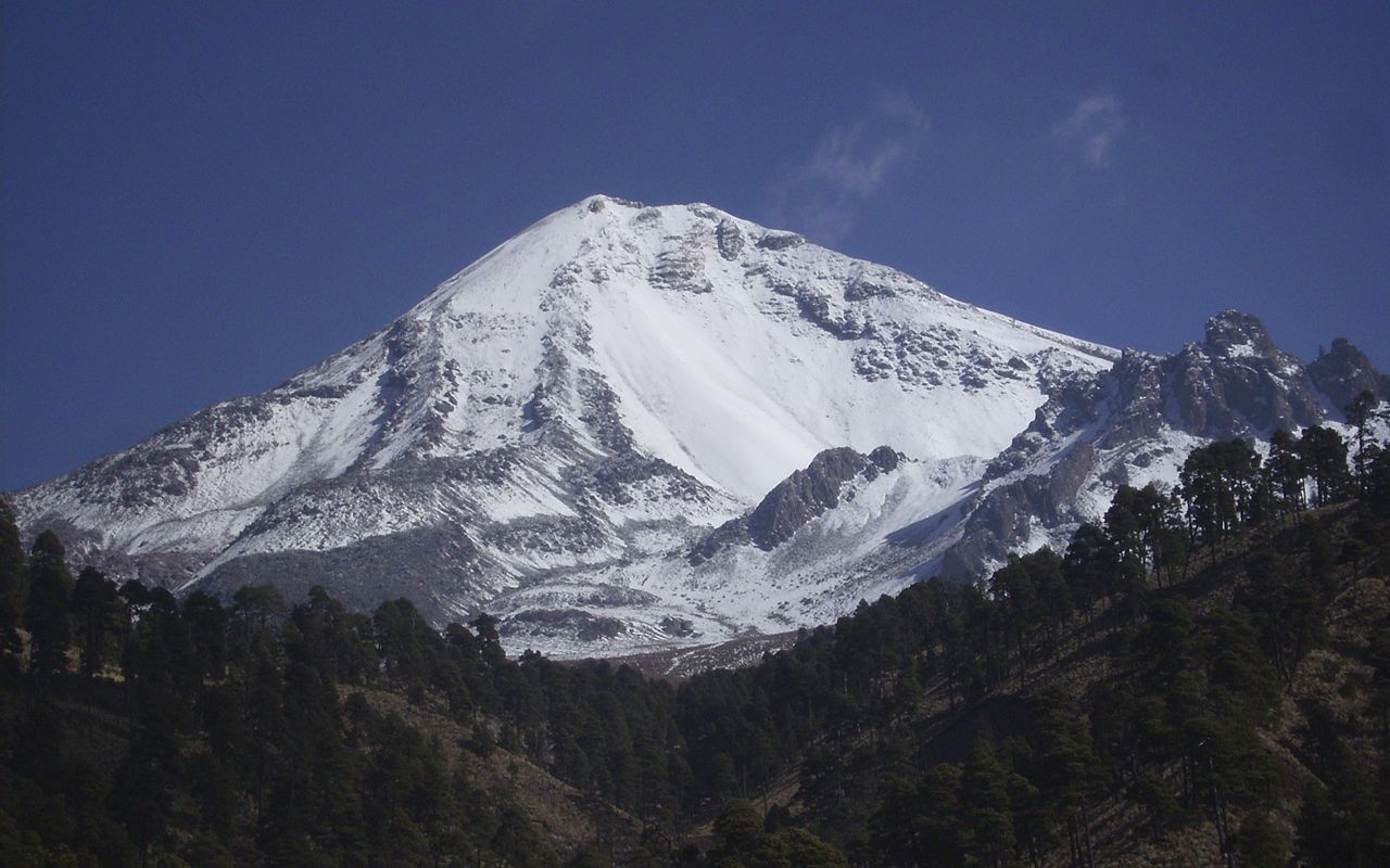 Quatro alpinistas morrem a tentar escalar vulcão no México