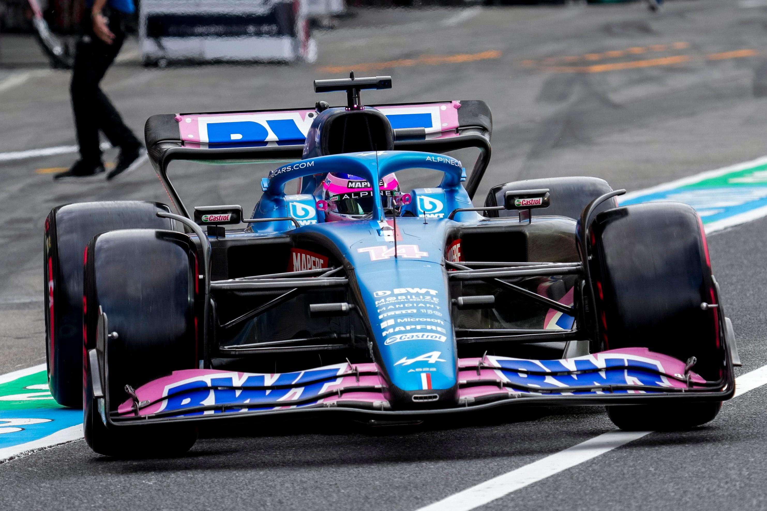 Ocon e Alonso celebram desempenho nos treinos e esperam GP emocionante no  Japão - Estadão