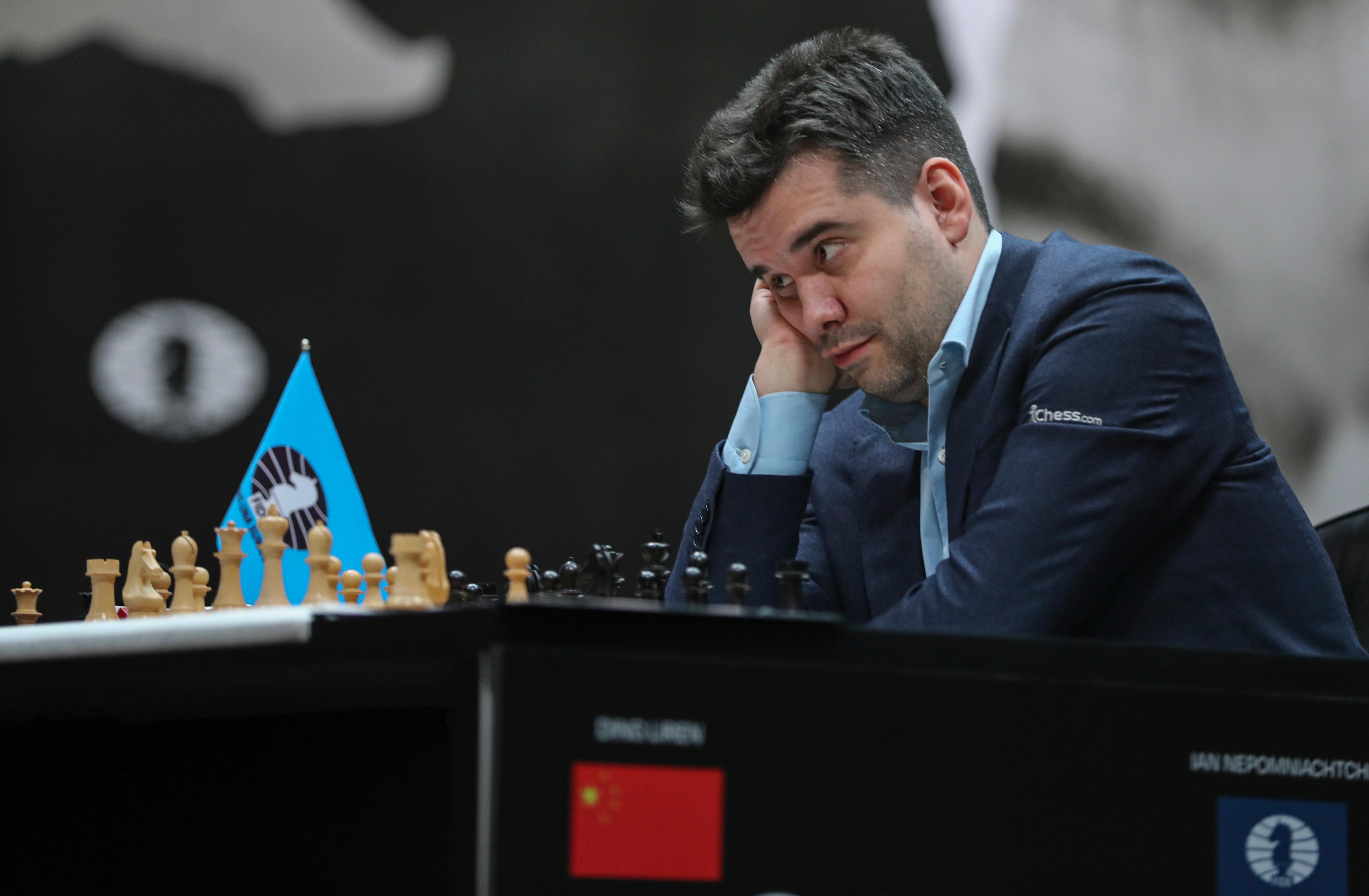 Magnus Carlsen, melhor jogador de xadrez do mundo, passa blefe gigante em  torneio na Noruega e termina ITM