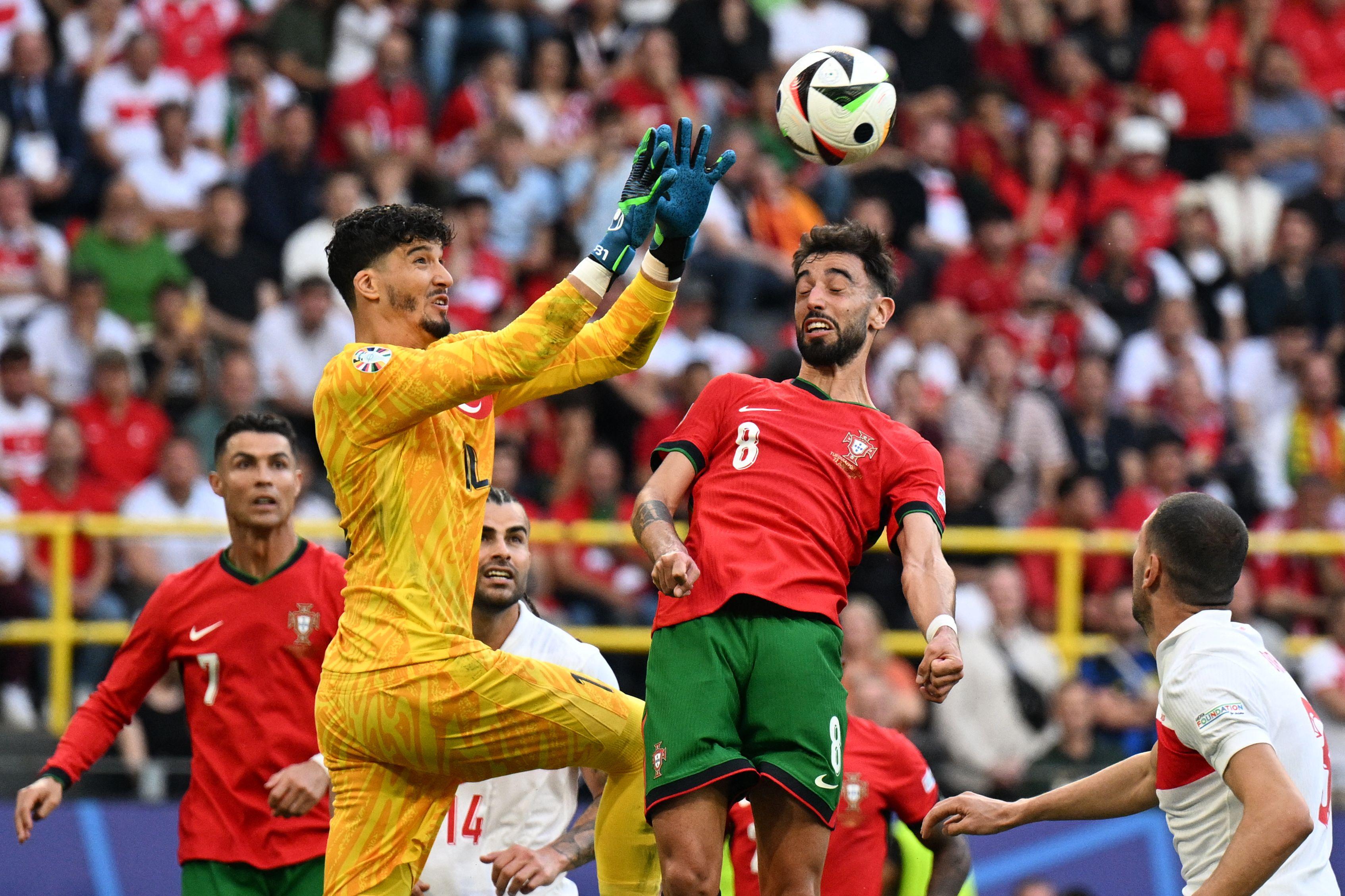 Eurocopa, Brasileirão e mais: confira os resultados jogos de hoje, domingo,  no futebol - Estadão