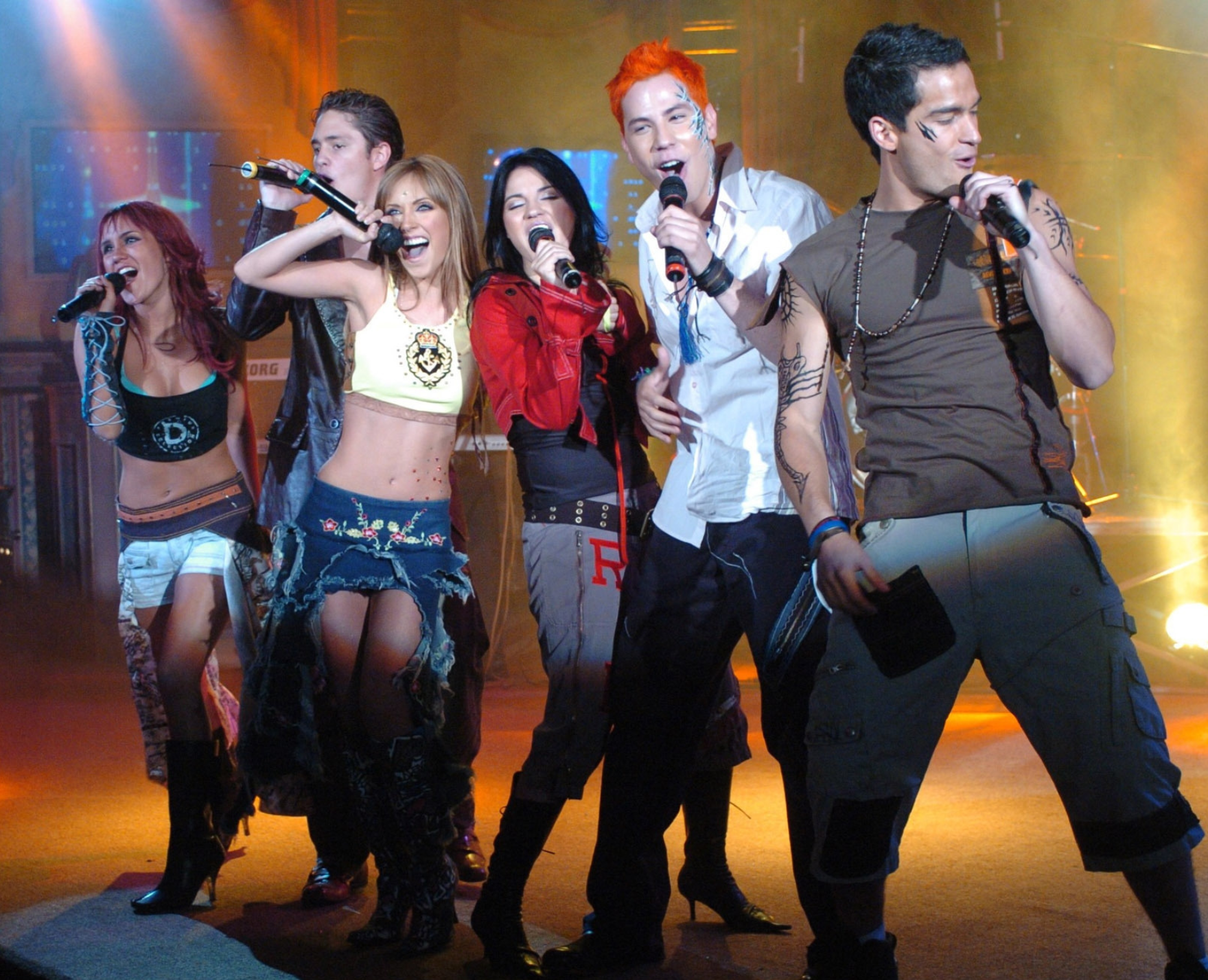 Alfonso Herrera revolta fãs de RBD ao se declarar 'rebelde