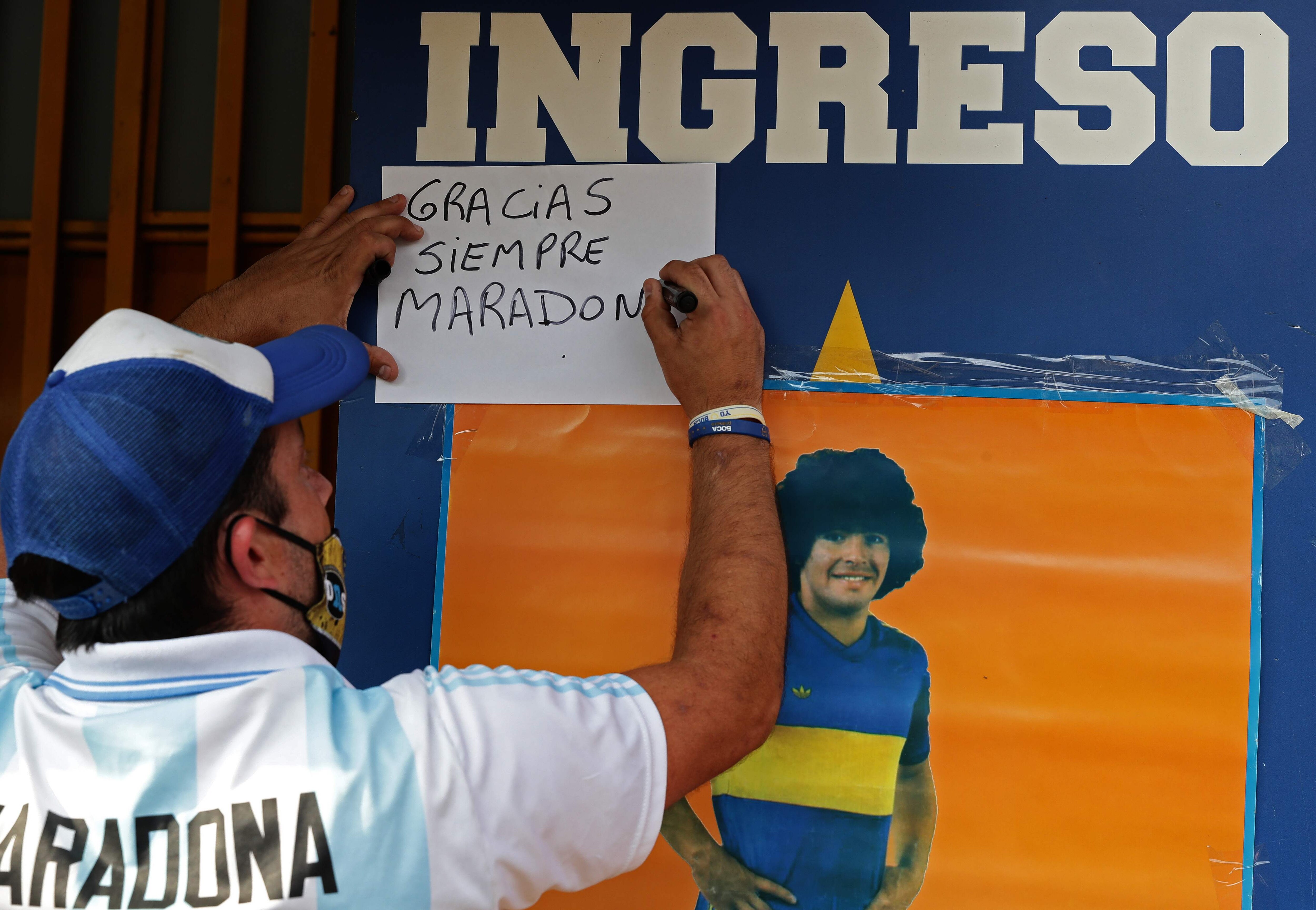 Herói dos trabalhadores': Maradona atuou contra os poderosos na