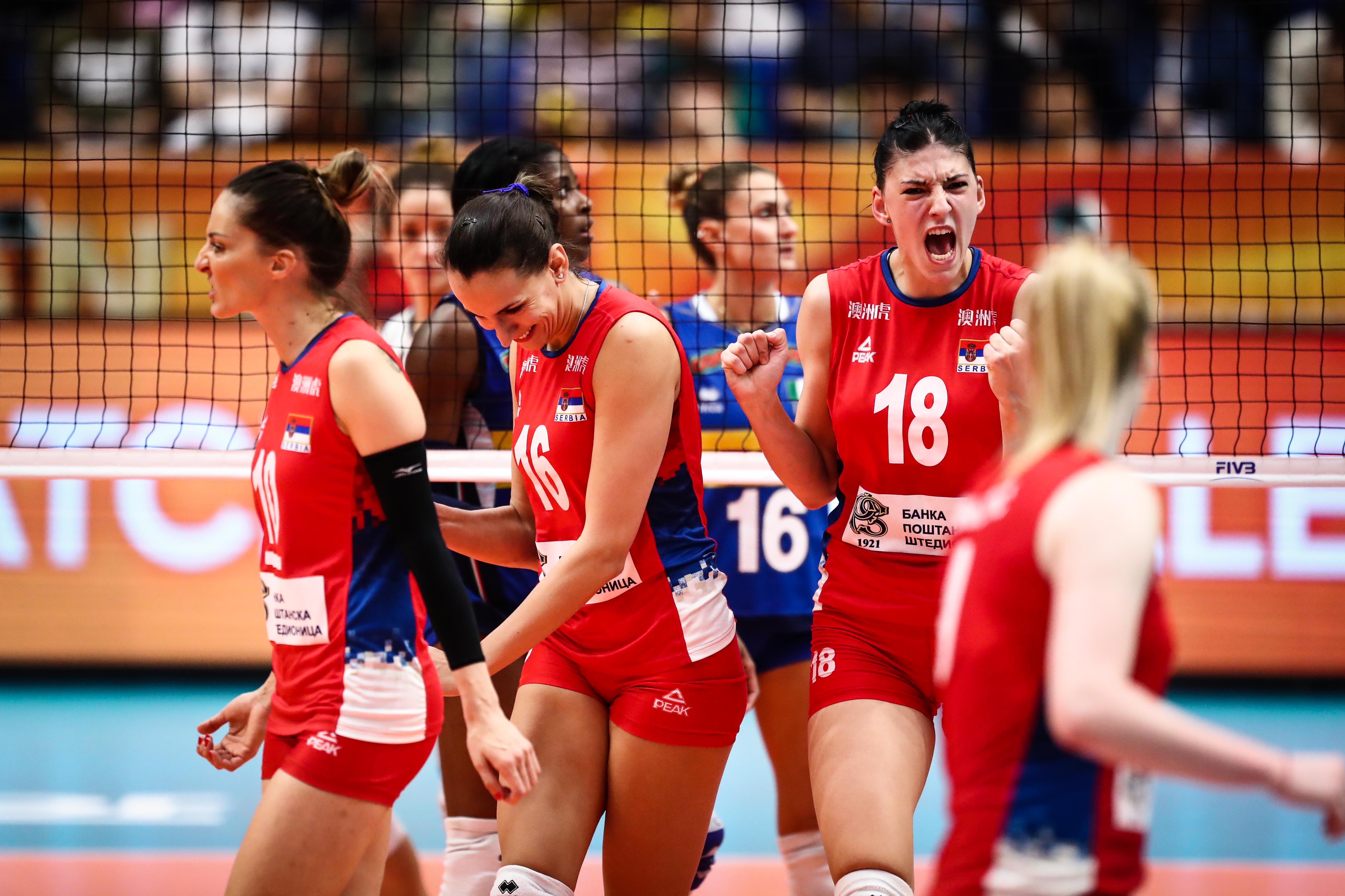 De virada, Sérvia bate a Itália e é a nova campeã mundial de vôlei feminino