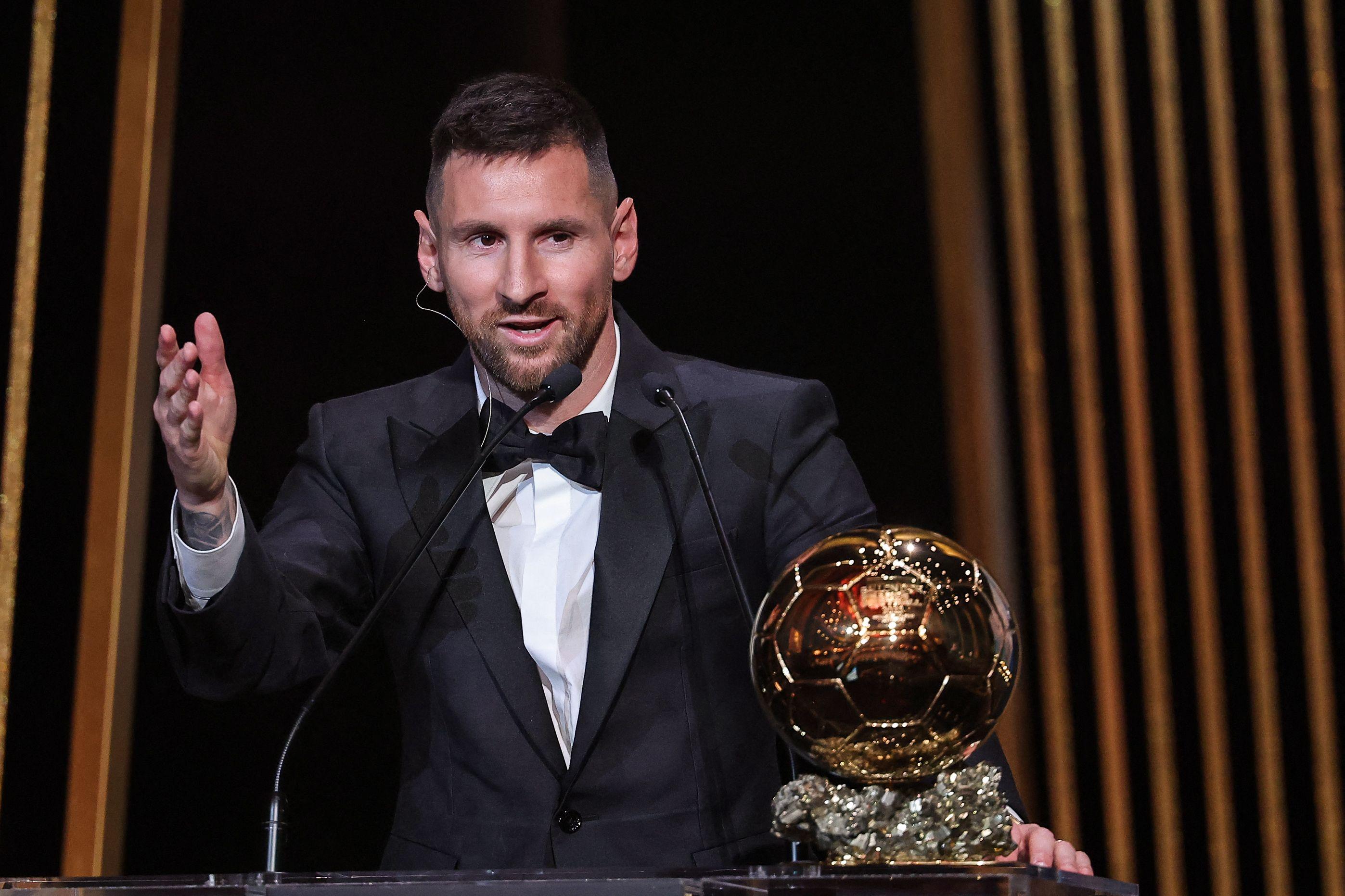 Messi fatura sua oitava Bola de Ouro, Vini Jr. ganha Prêmio Sócrates e Pelé  é homenageado - Estadão