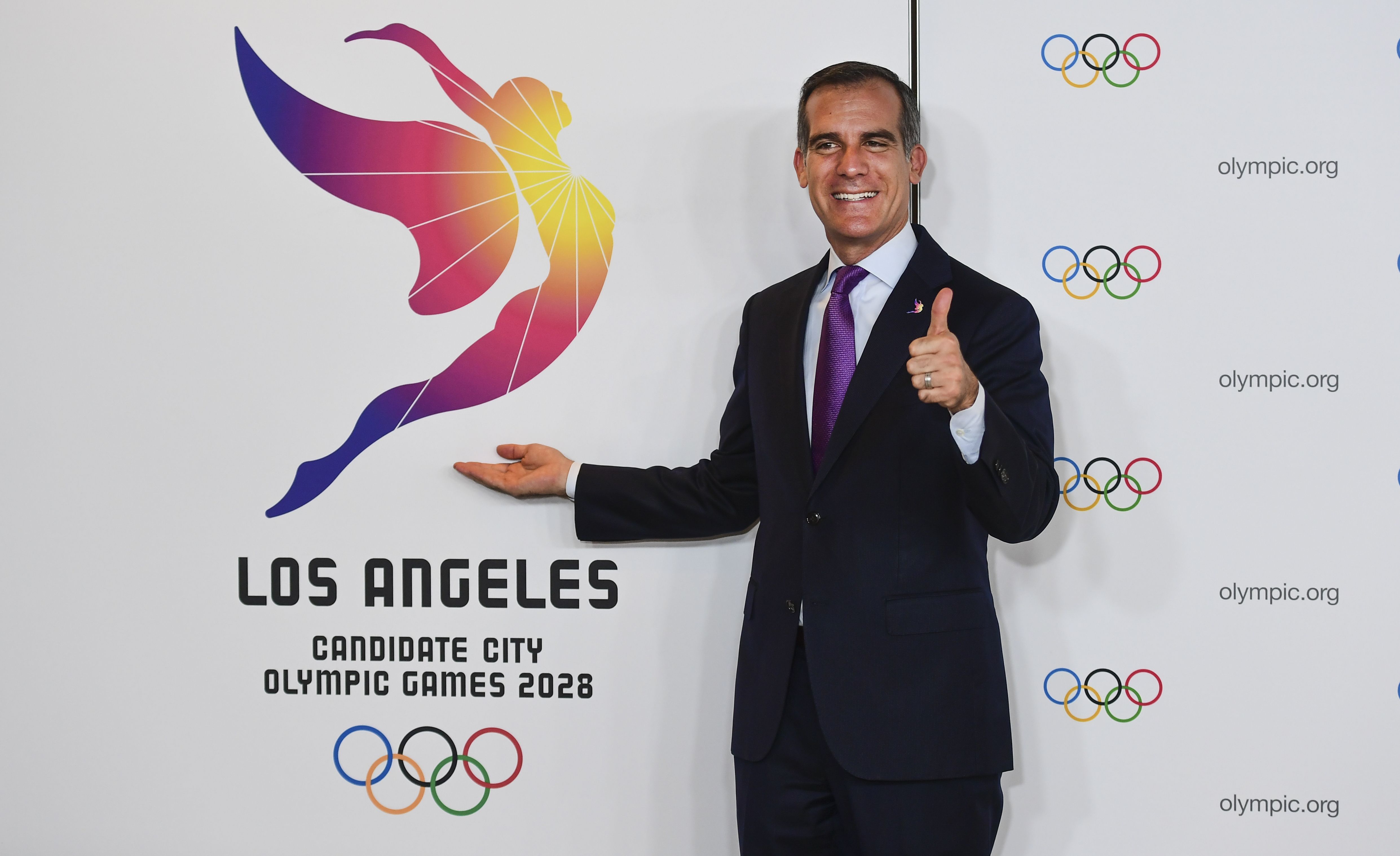 COI confirma Olimpíadas com sedes em Paris-2024 e Los Angeles-2028