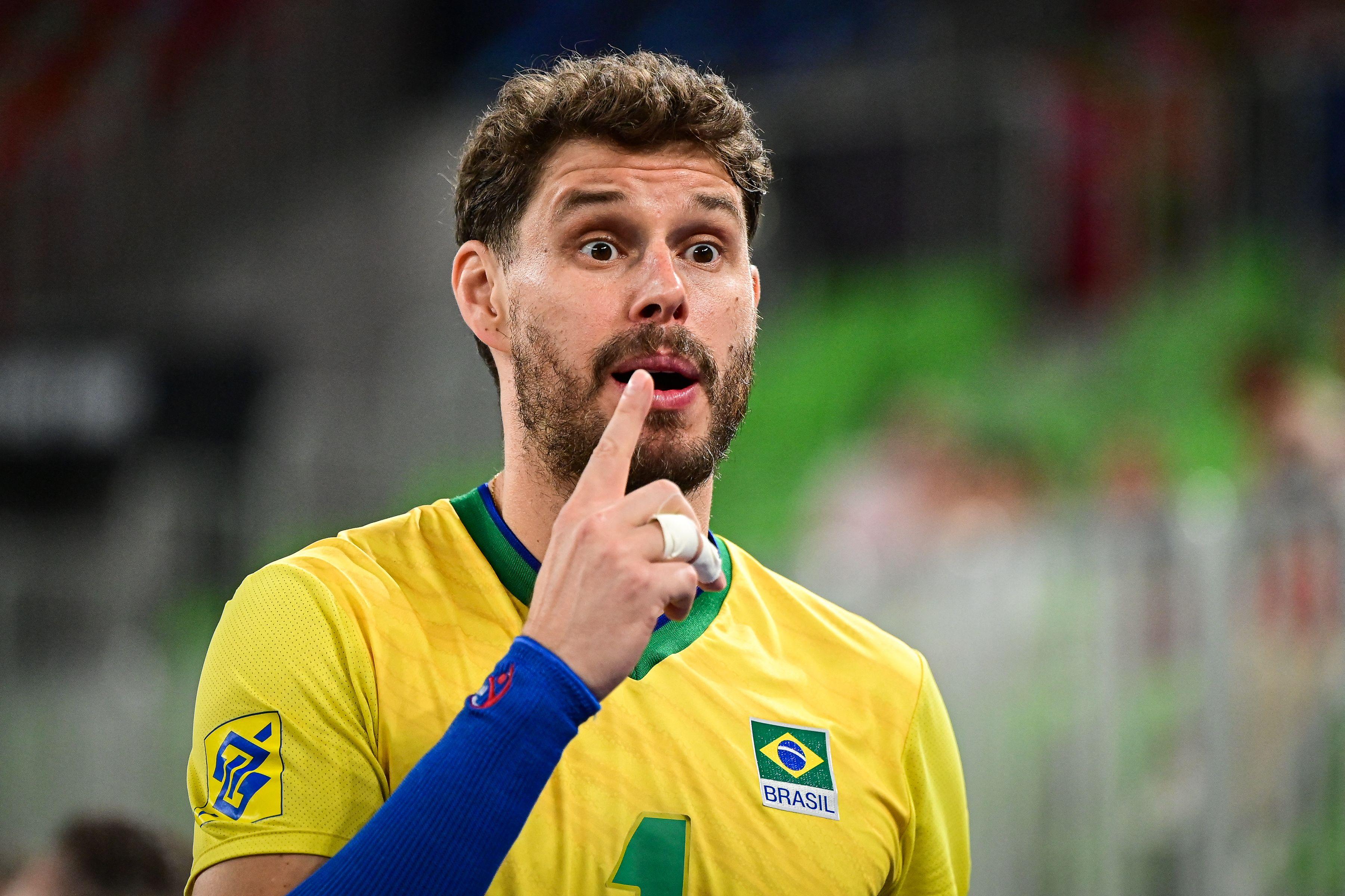 Bruninho, levantador da seleção brasileira, foi eleito o MVP do  Sul-Americano - Folha PE