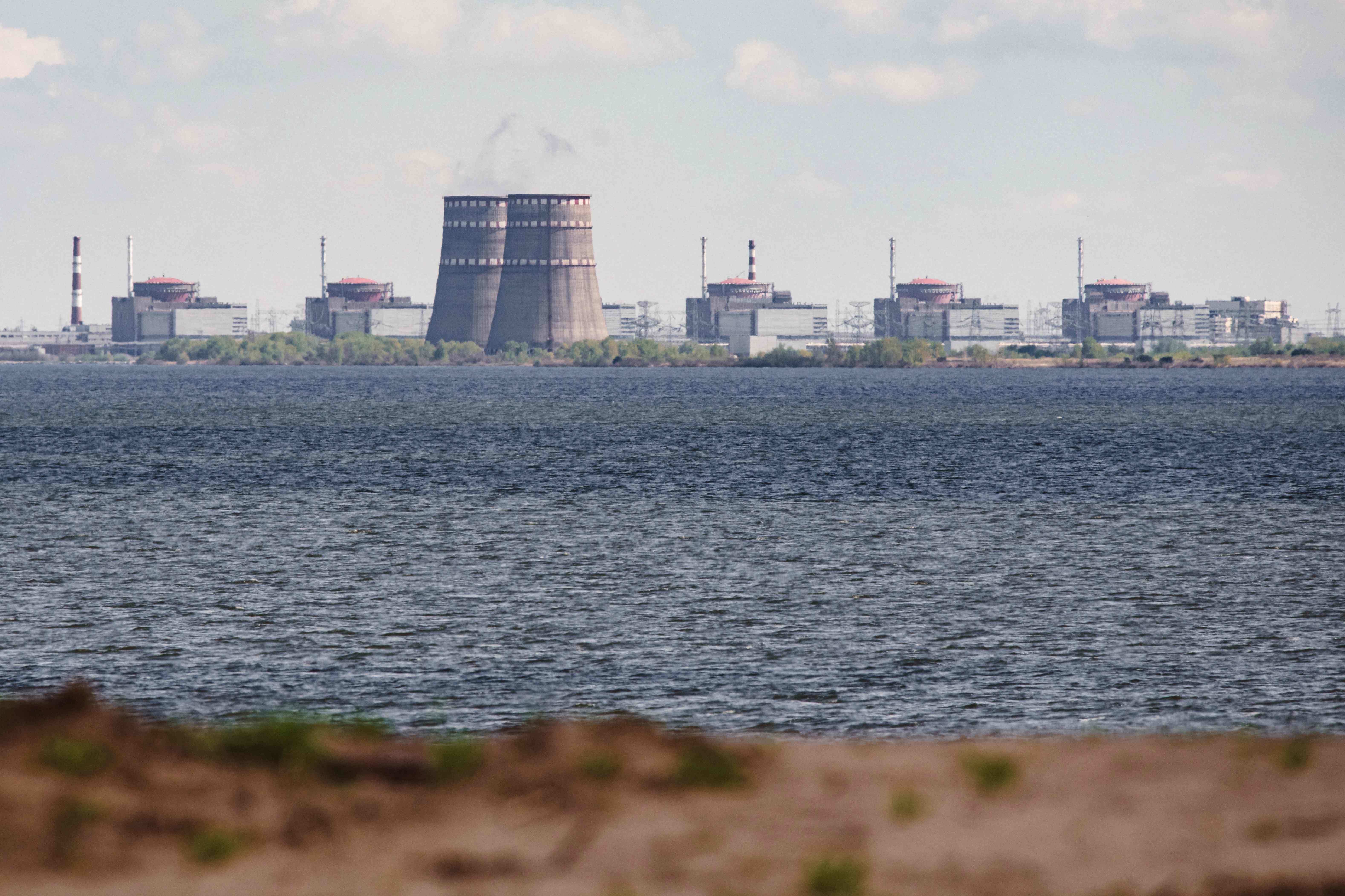 Ucrânia alerta para risco de vazamento de radiação em usina