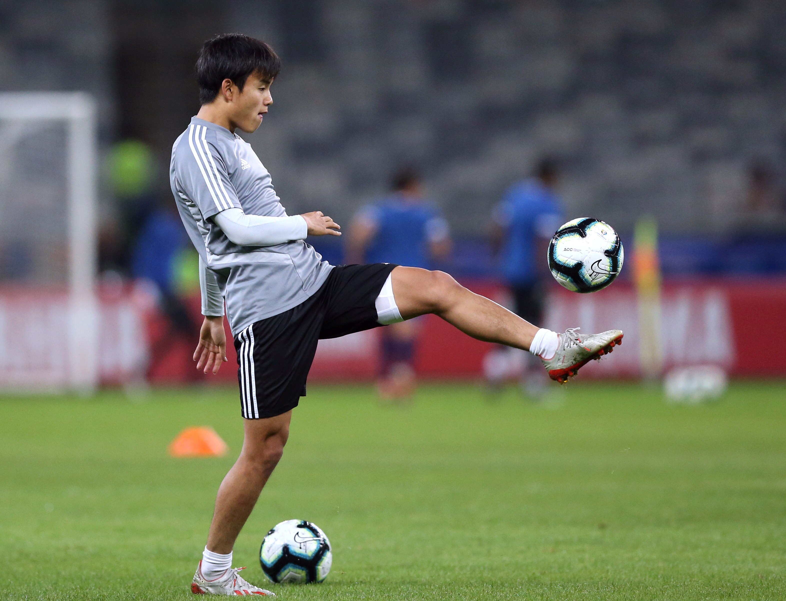 Real Madrid empresta jovem promessa japonesa Kubo ao Mallorca