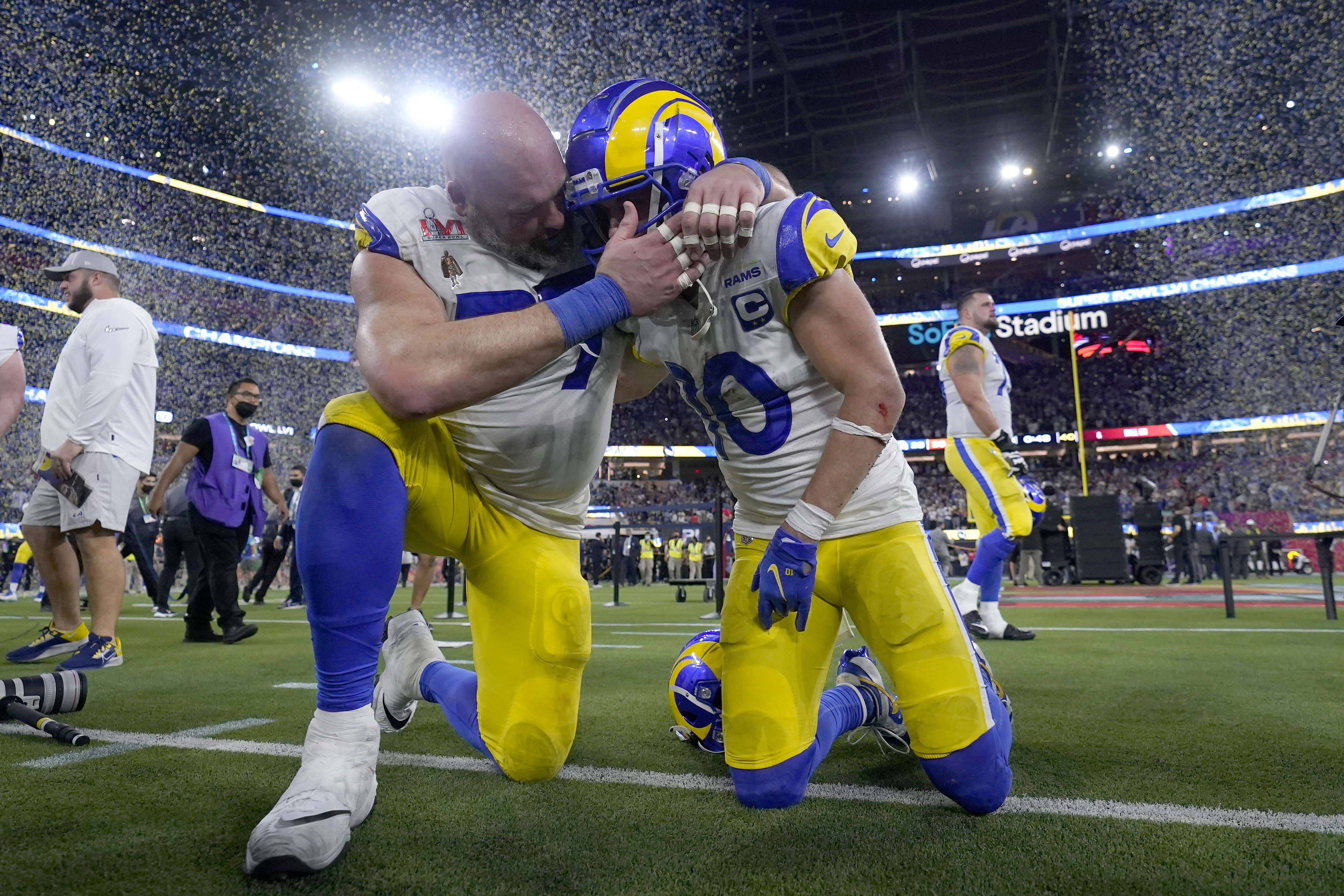 NFL: Cooper Kupp brilha, Rams viram contra Bengals nos minutos finais e  conquistam o Super Bowl - Jornal O Globo