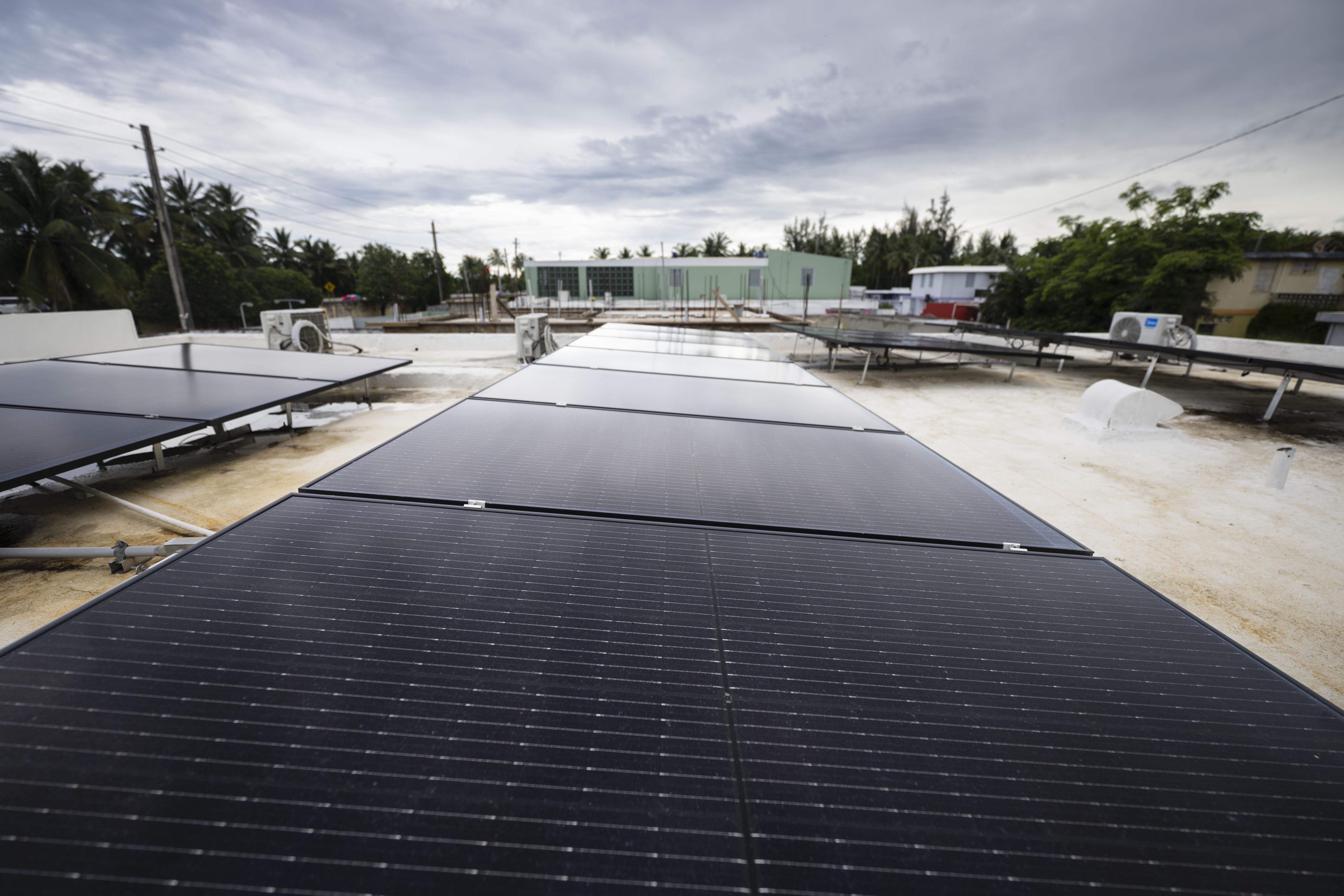Interrogantes en LUMA Energy y Genera PR sobre acceso a reserva de emergencias creada por el Negociado de Energía – El Nuevo Día