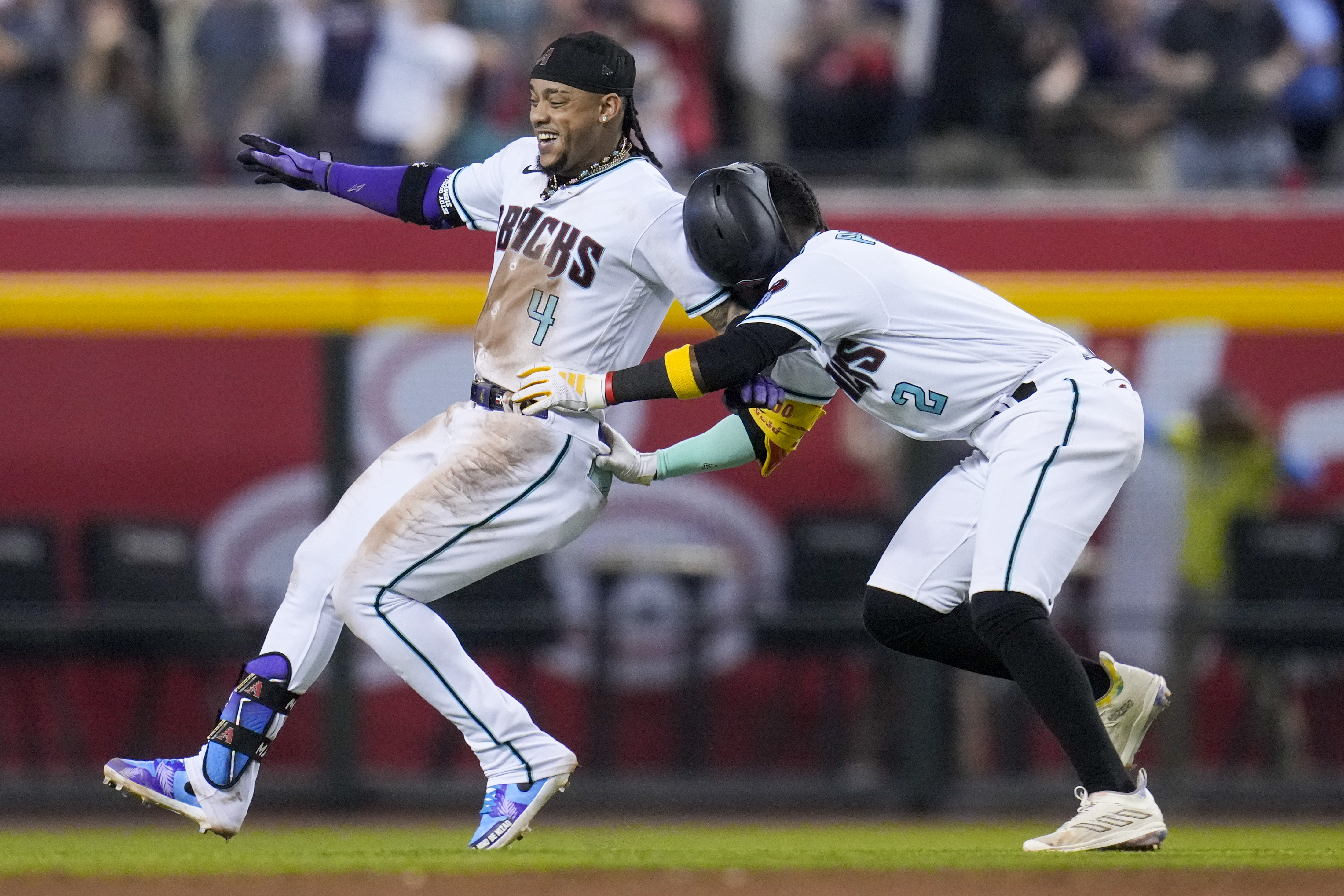 Astros de Houston vencen a los Rangers, que aún aventajan la Serie de  Campeonato de la Americana