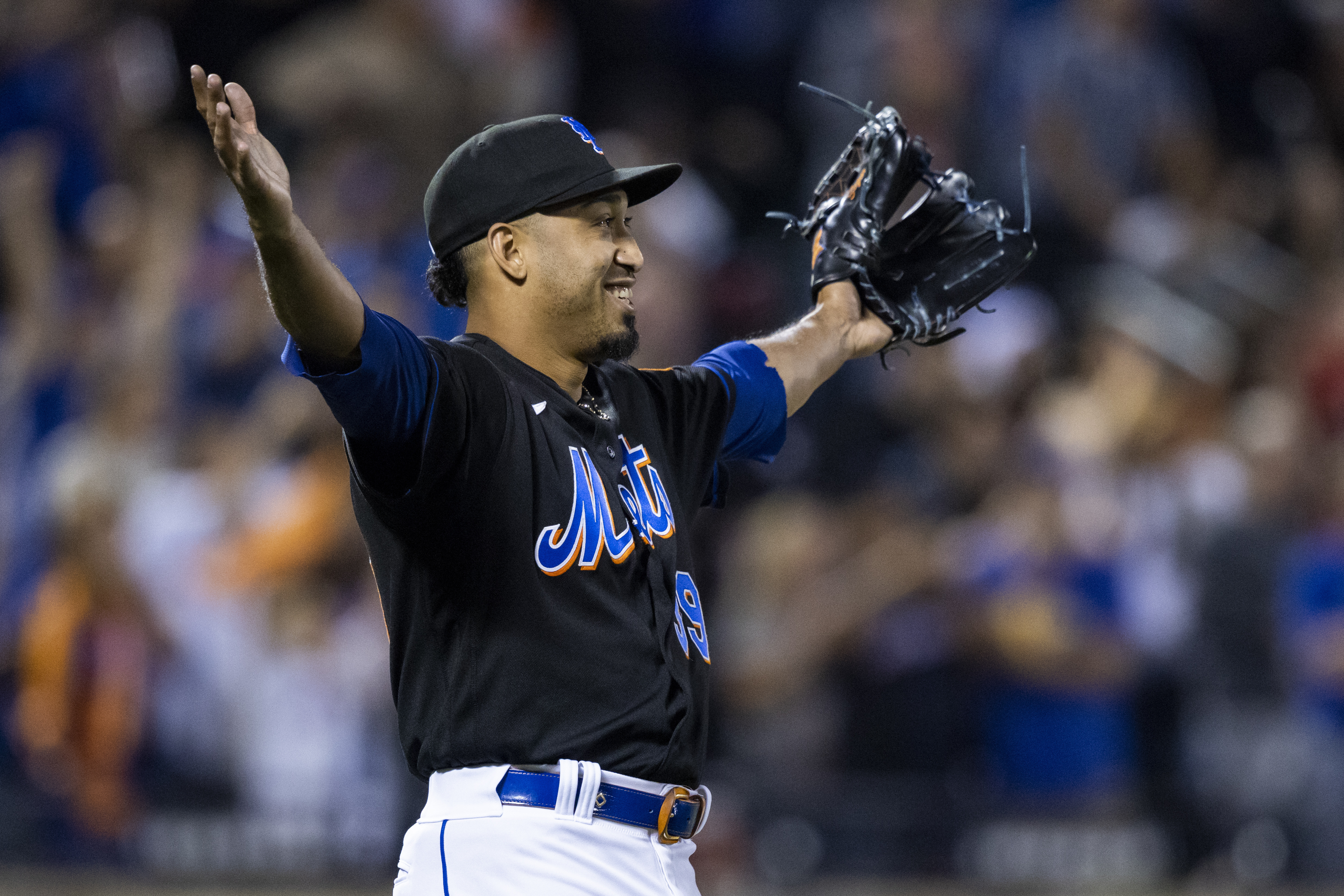 Junte de hermanos! Edwin y Alexis Díaz están “culecos” como compañeros de  equipo en el Clásico con Puerto Rico - El Nuevo Día