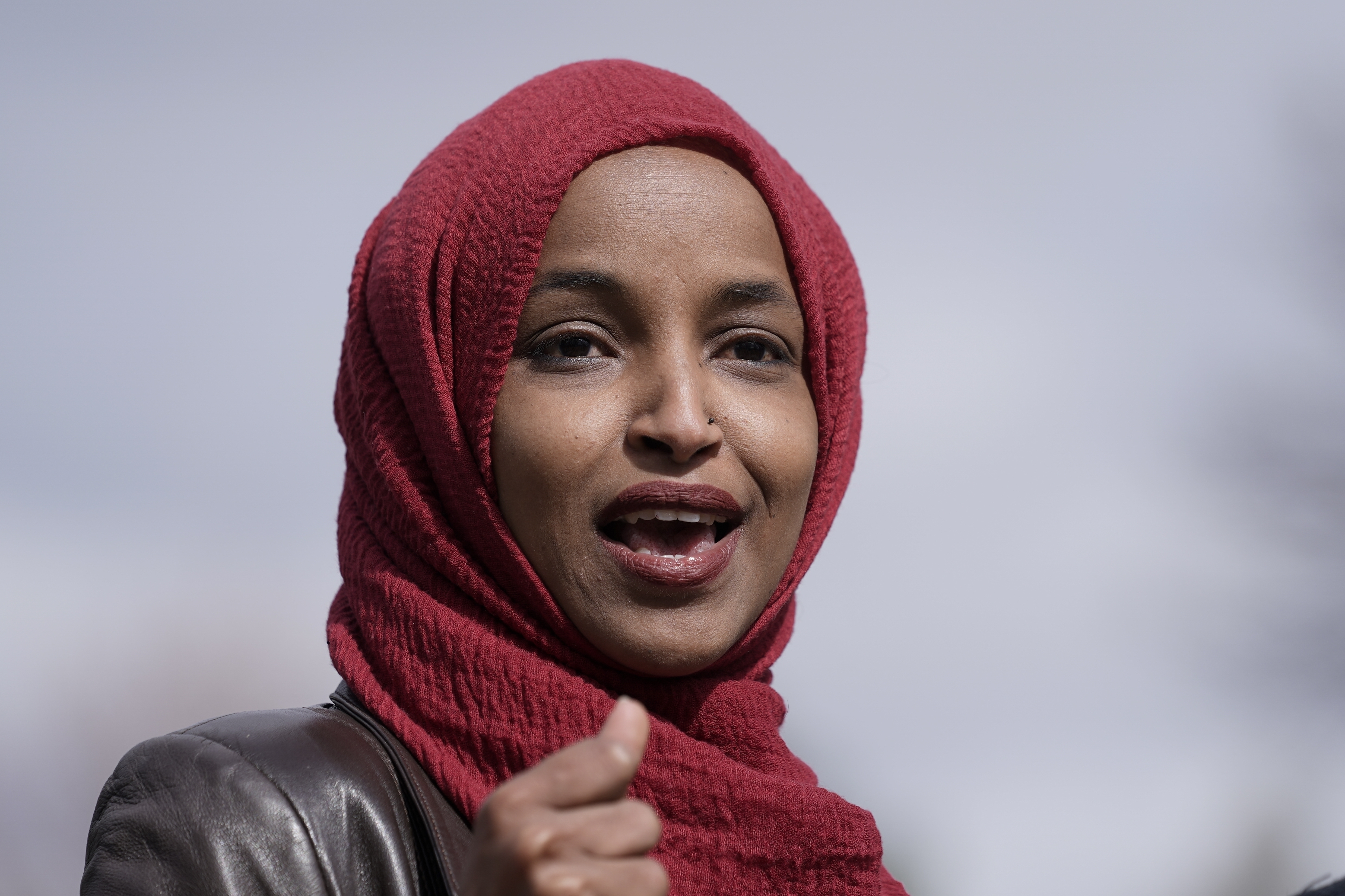 “No me silenciarán”: Ilhan Omar responde tras el registro de su casa por el gobierno Trump
