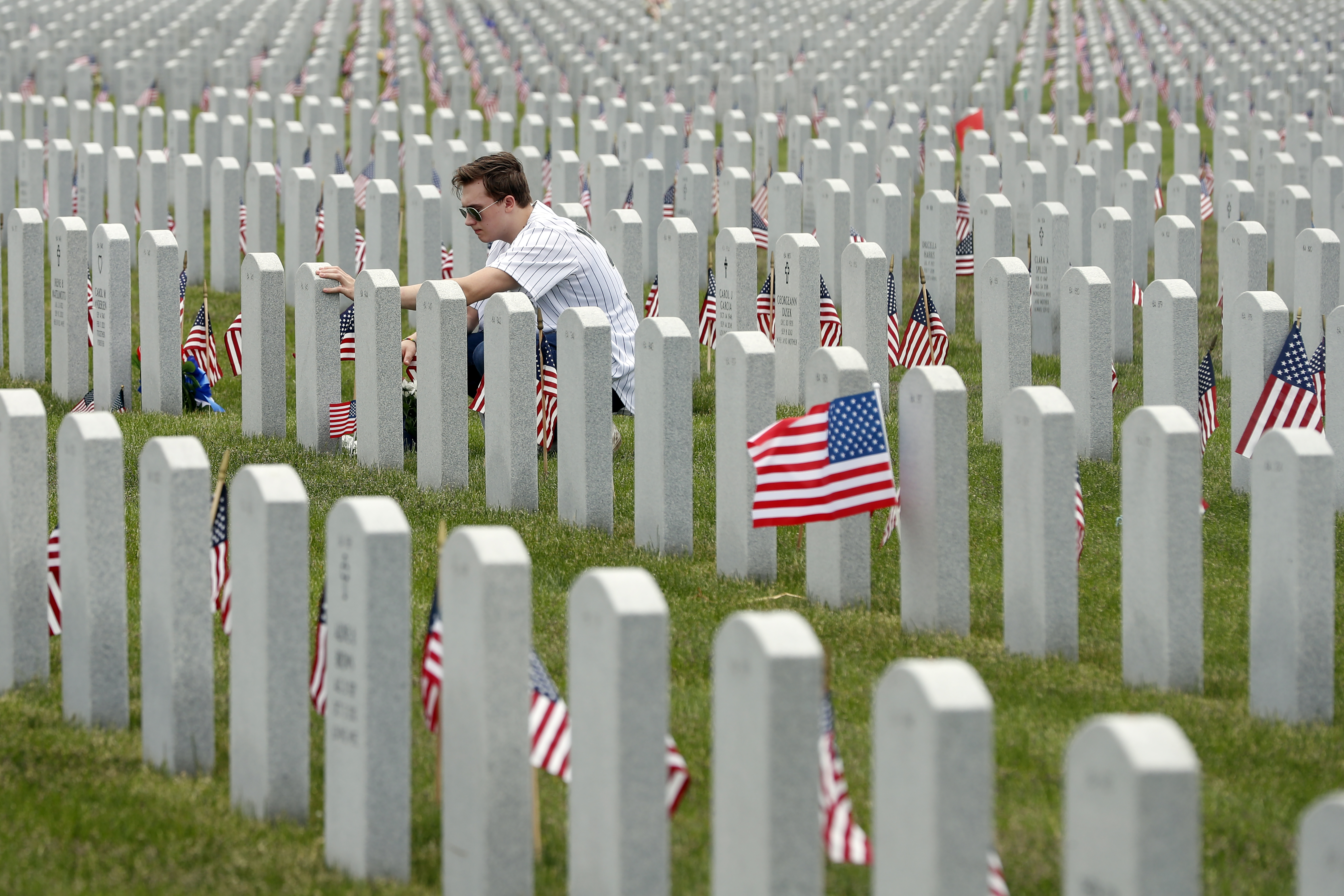 Nonprofit keeps taps Memorial Day tradition alive, Military