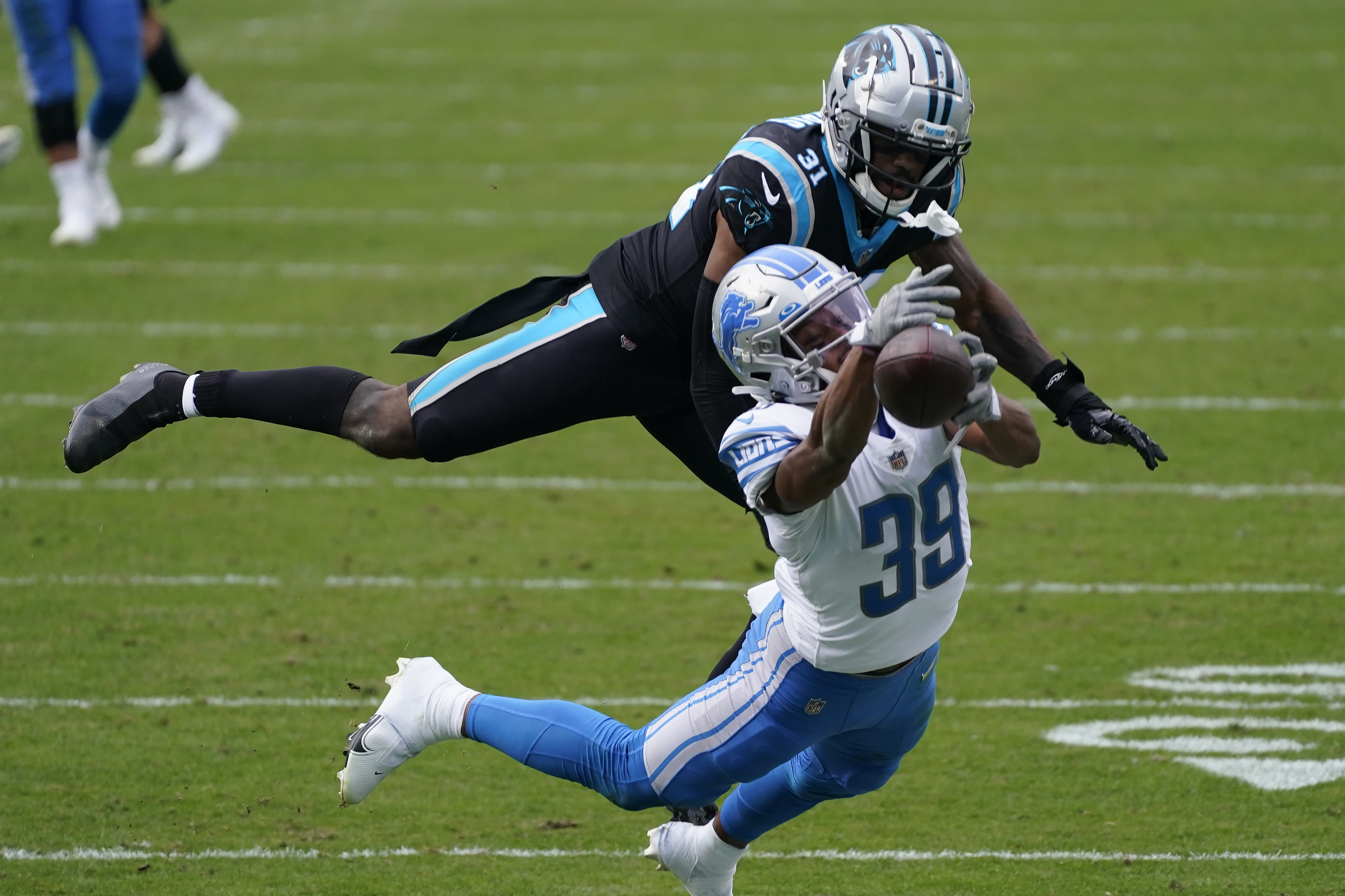 Lions stumble into Thanksgiving game after abysmal defeat