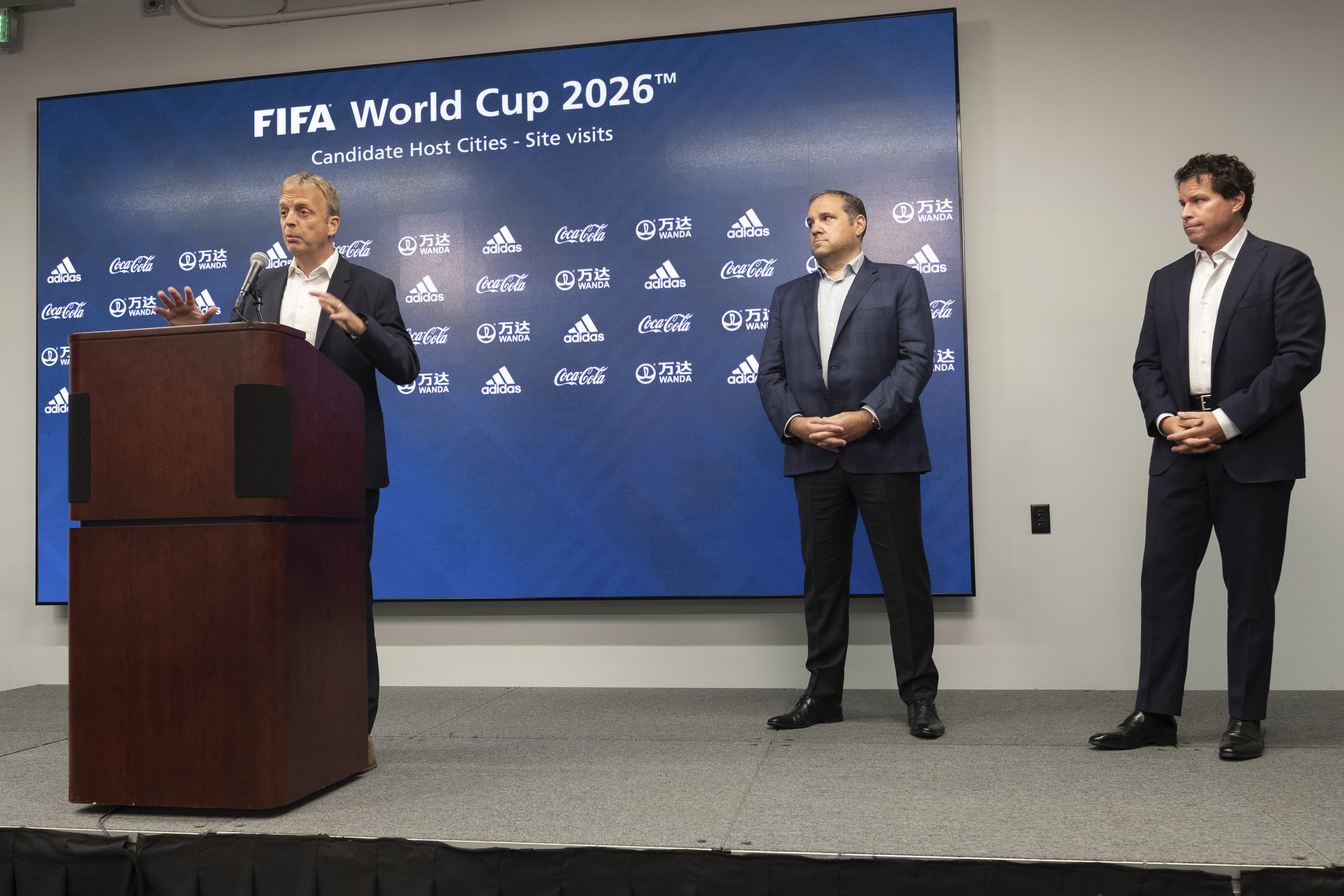 World Cup 2026: Inglewood's SoFi Stadium among 10 venues chosen to host  games in North America, FIFA announces - ABC7 Los Angeles