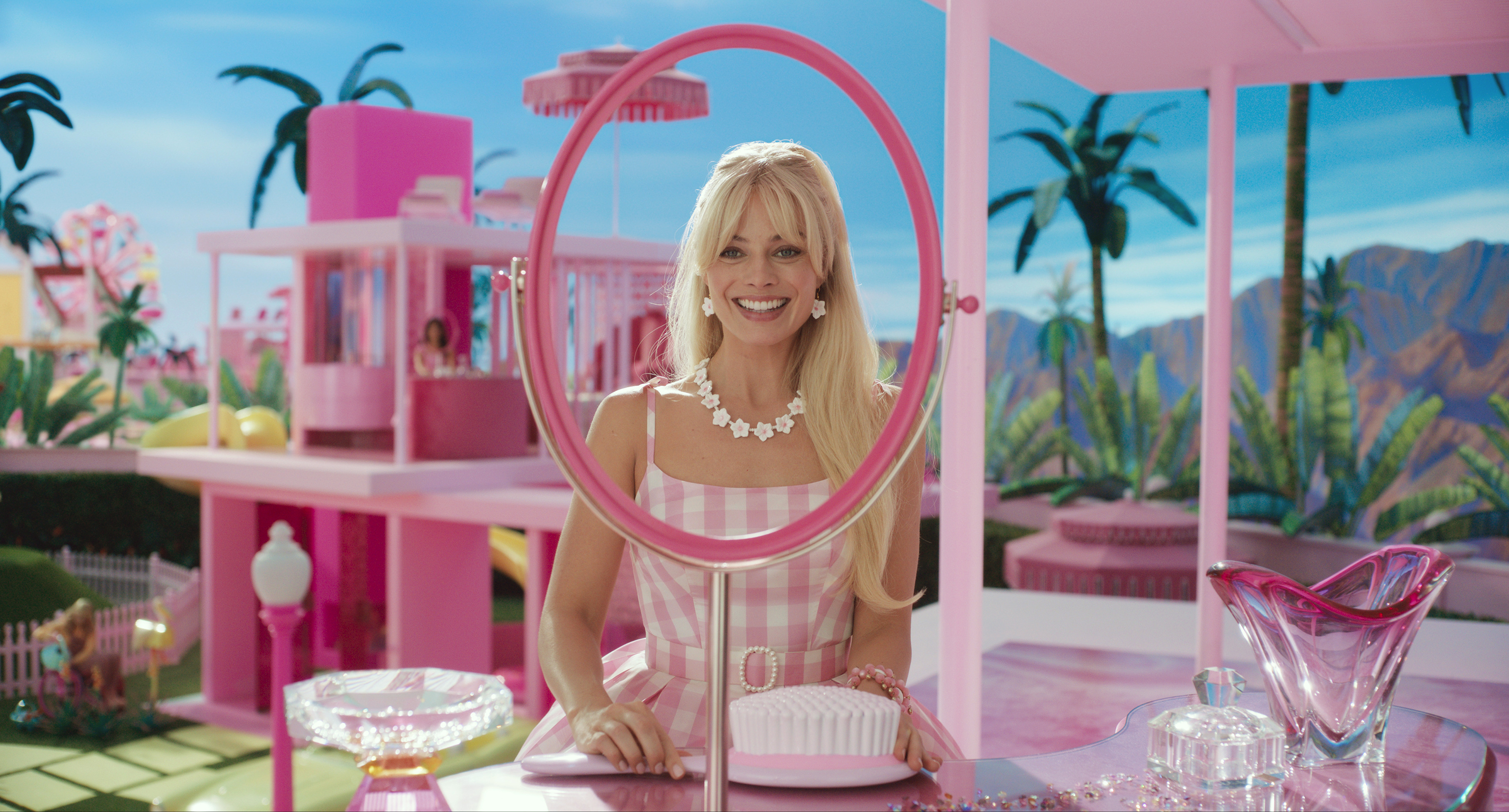 Barbie dreamhouse 2008 hot sale