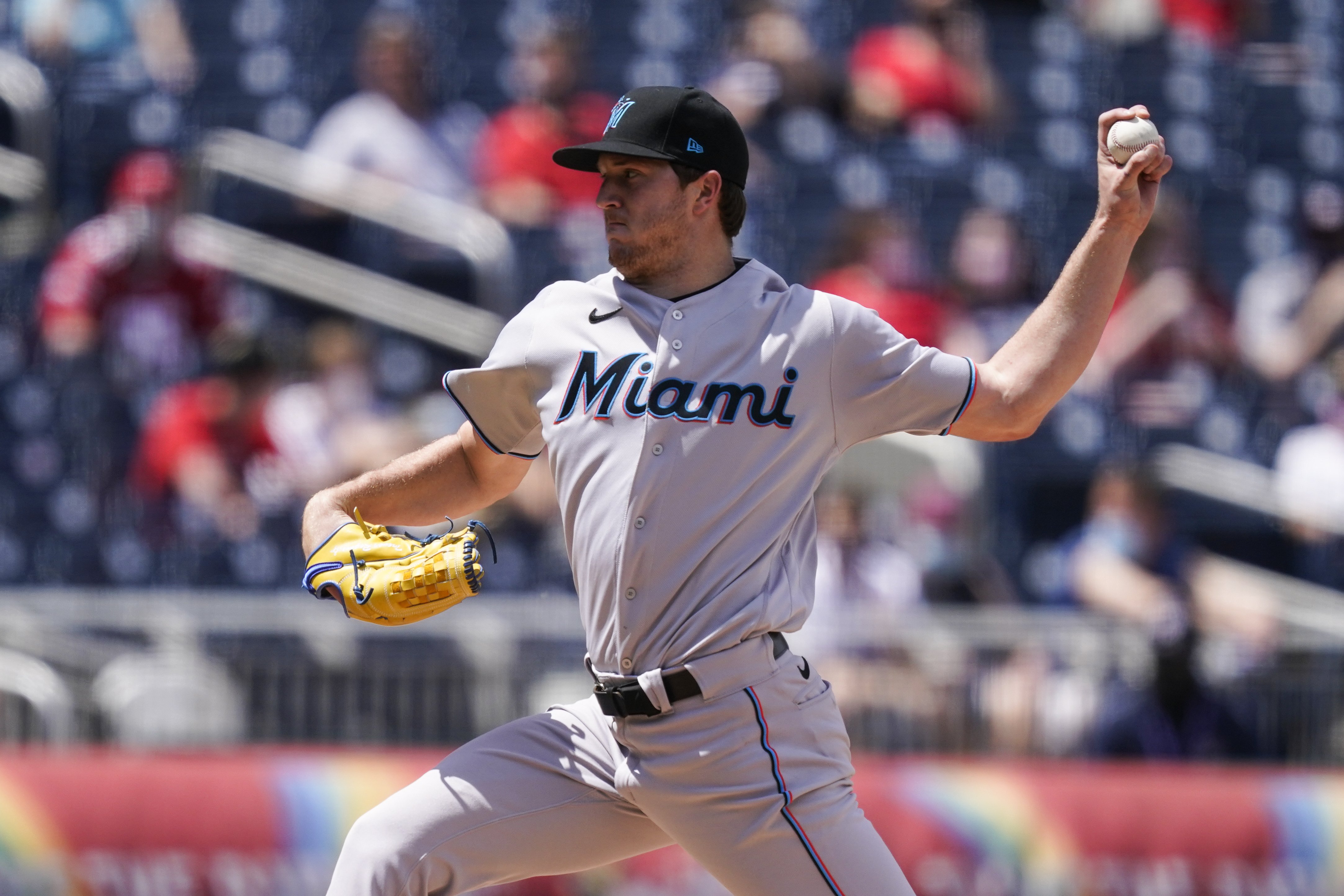 Miami: Witness an Miami Marlins Major League Baseball Game at loandepot Park