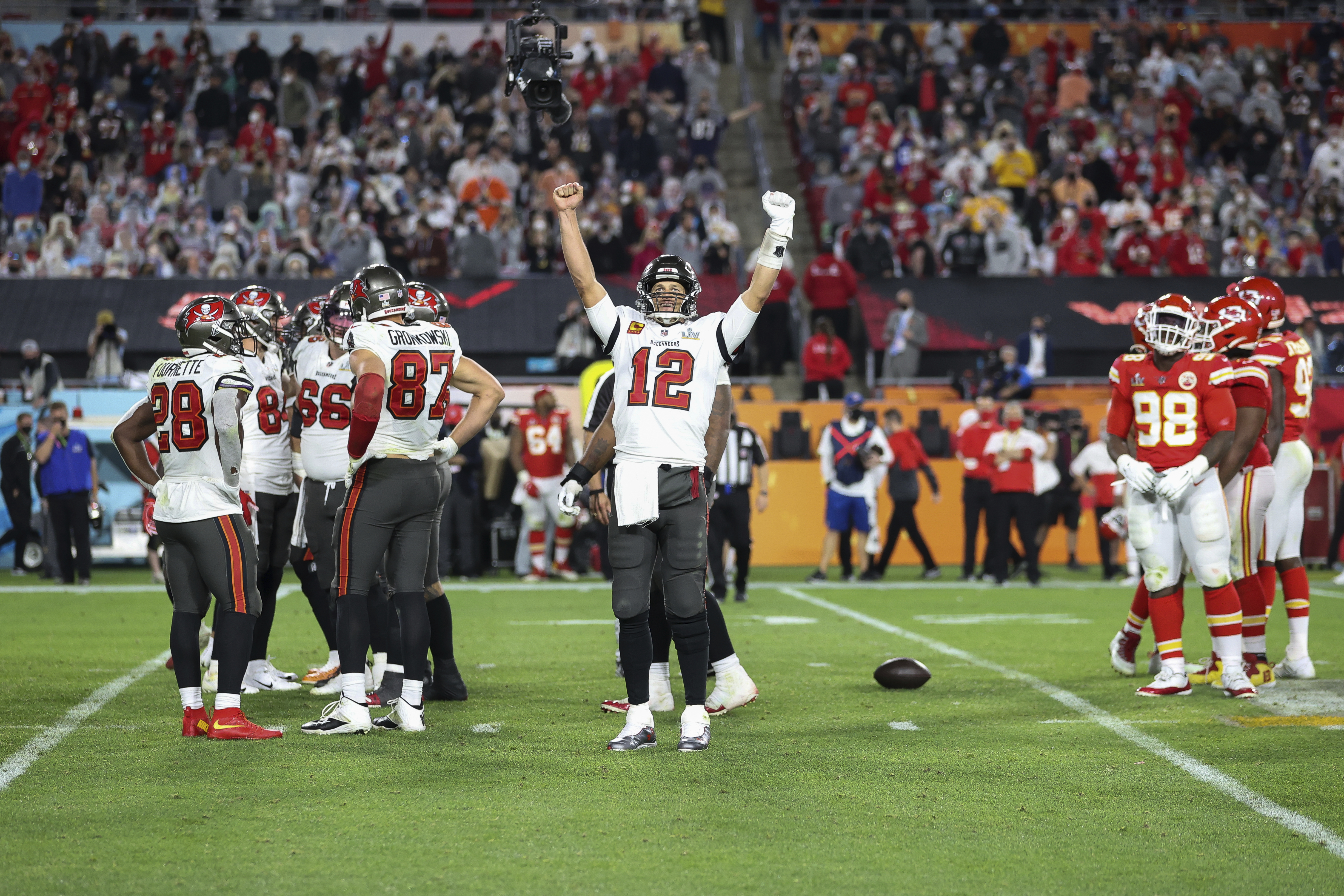 Tom Brady Wins Super Bowl No. 7, Buccaneers Beat Chiefs 31-9