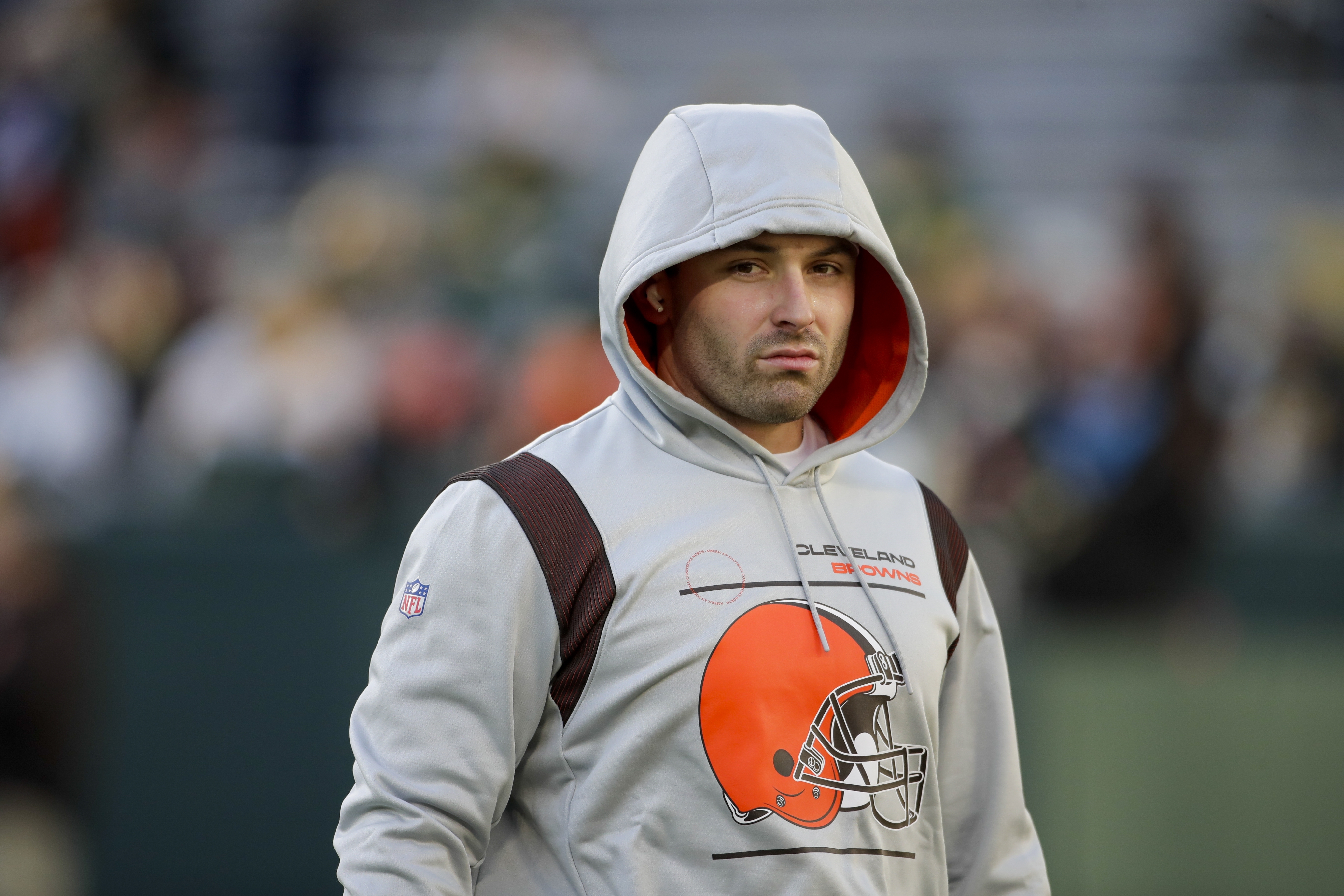 Browns Expect Mayfield to 'Bounce Back as Starter in '22 - Bloomberg