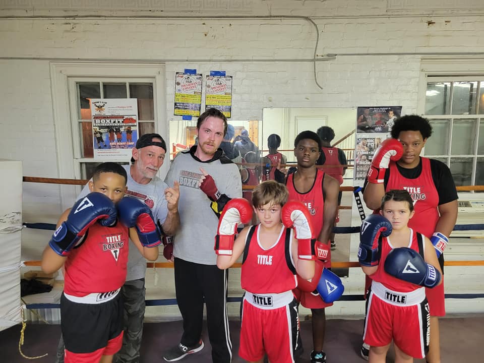 Local gym owner teaches Indy youth conflict resolution through boxing