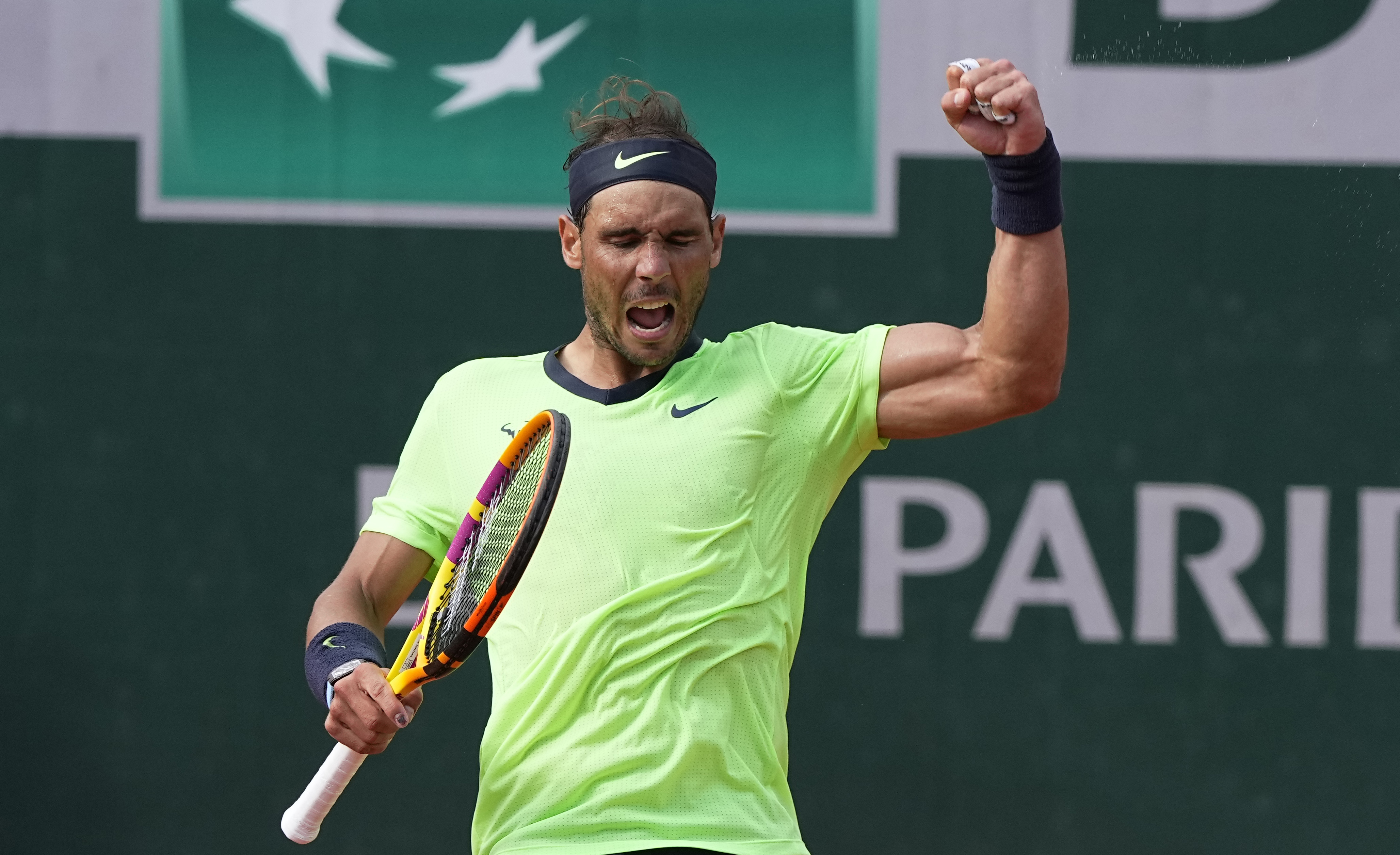 Familiar results at French Open as Nadal, Swiatek advance