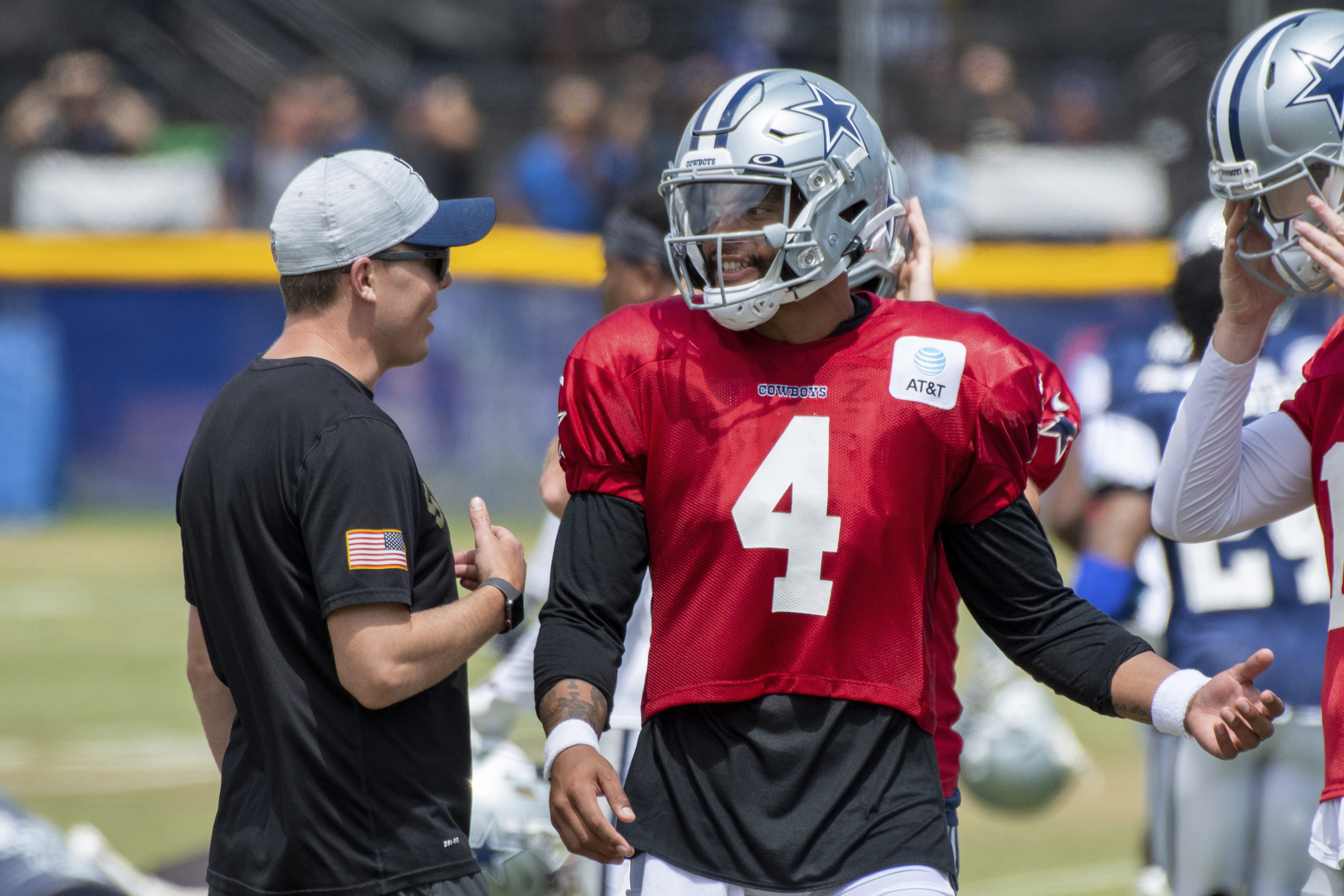 Cowboys offensive coordinator reveals Dak Prescott's injury status