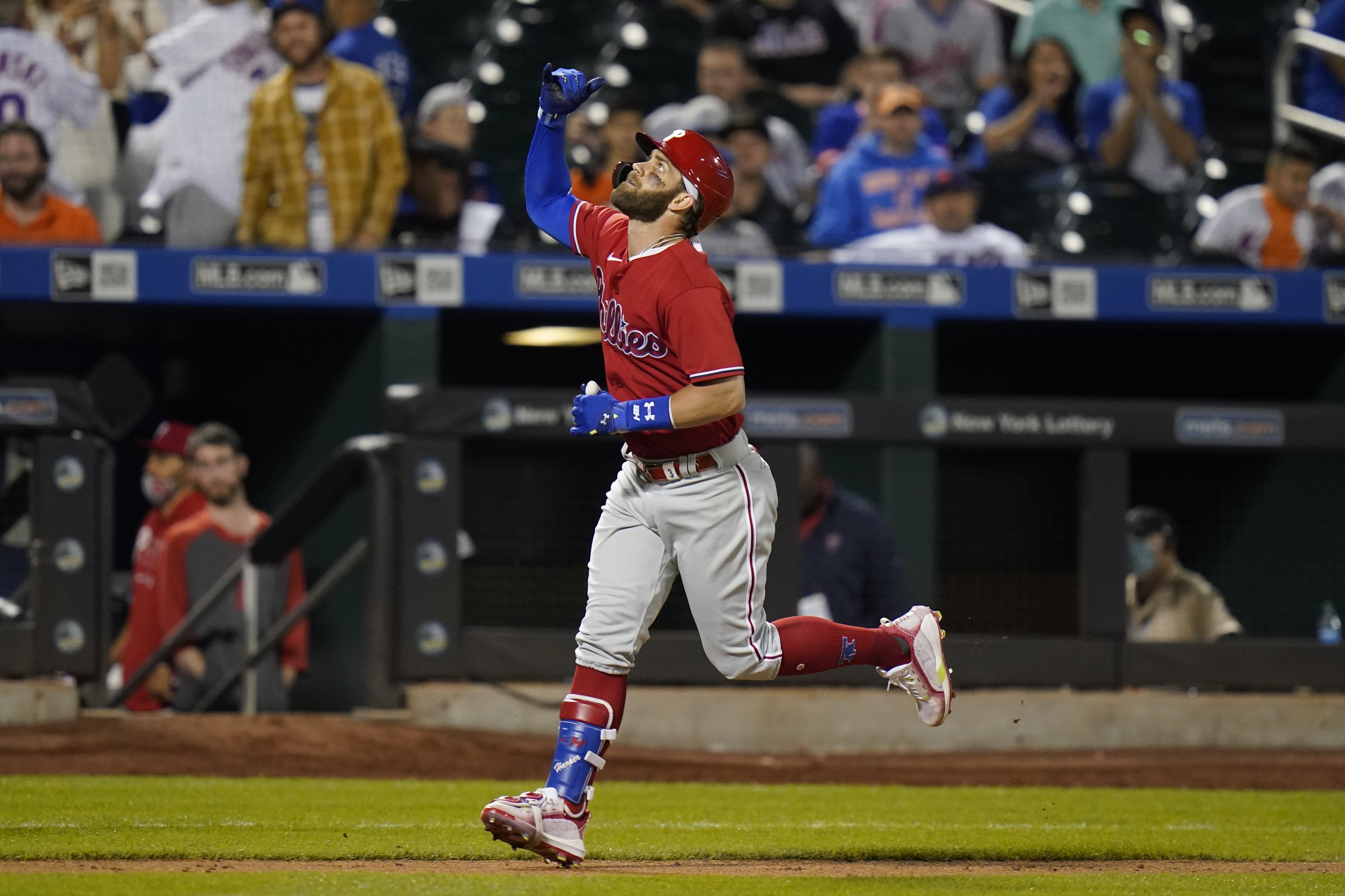 Nick Maton's big night helps Phillies to snap 5-game losing streak