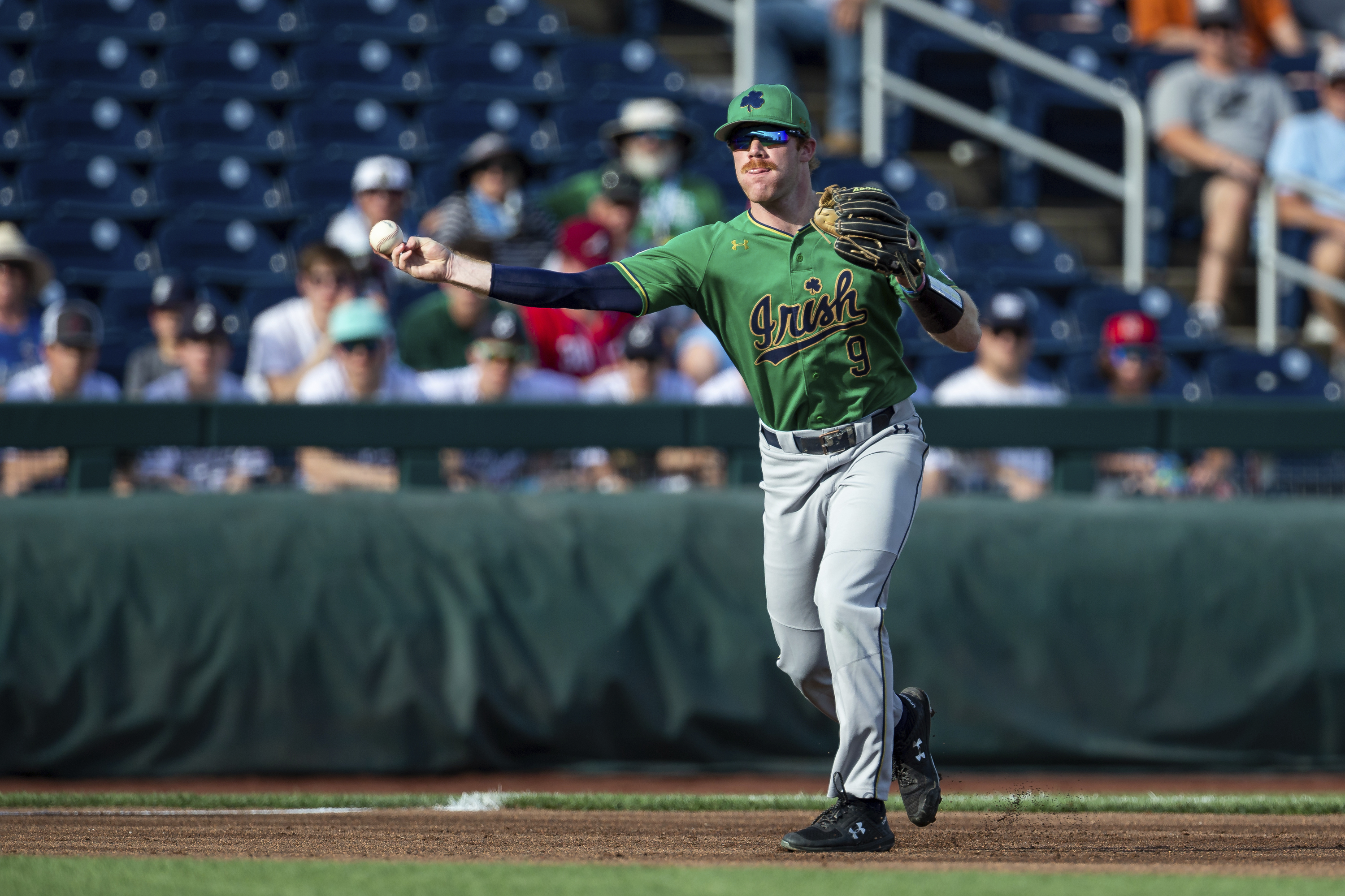 Notre Dame holds down Texas offense, wins CWS opener 7-3