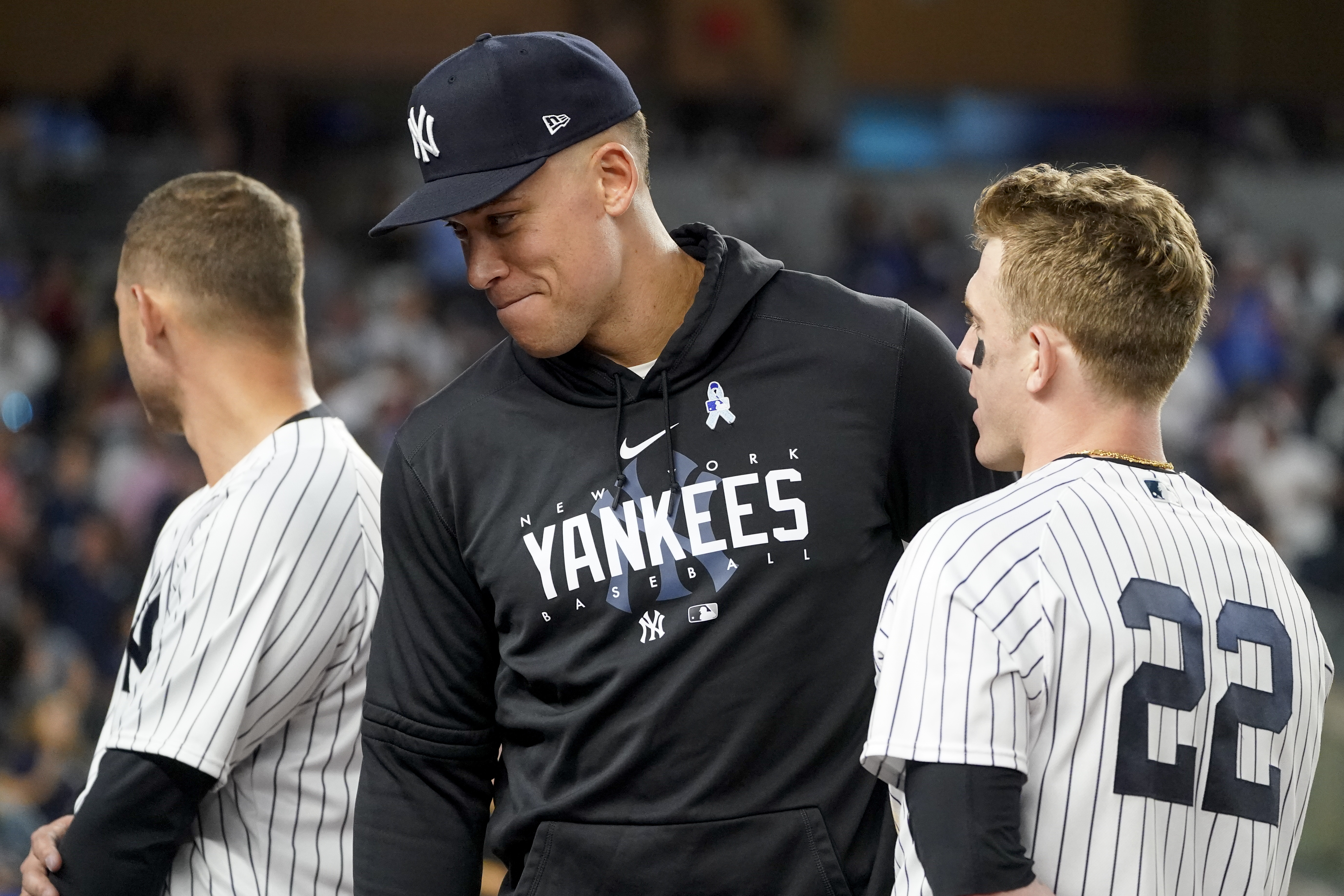 Yankees' outfielder Harrison Bader leaves game vs Angels after