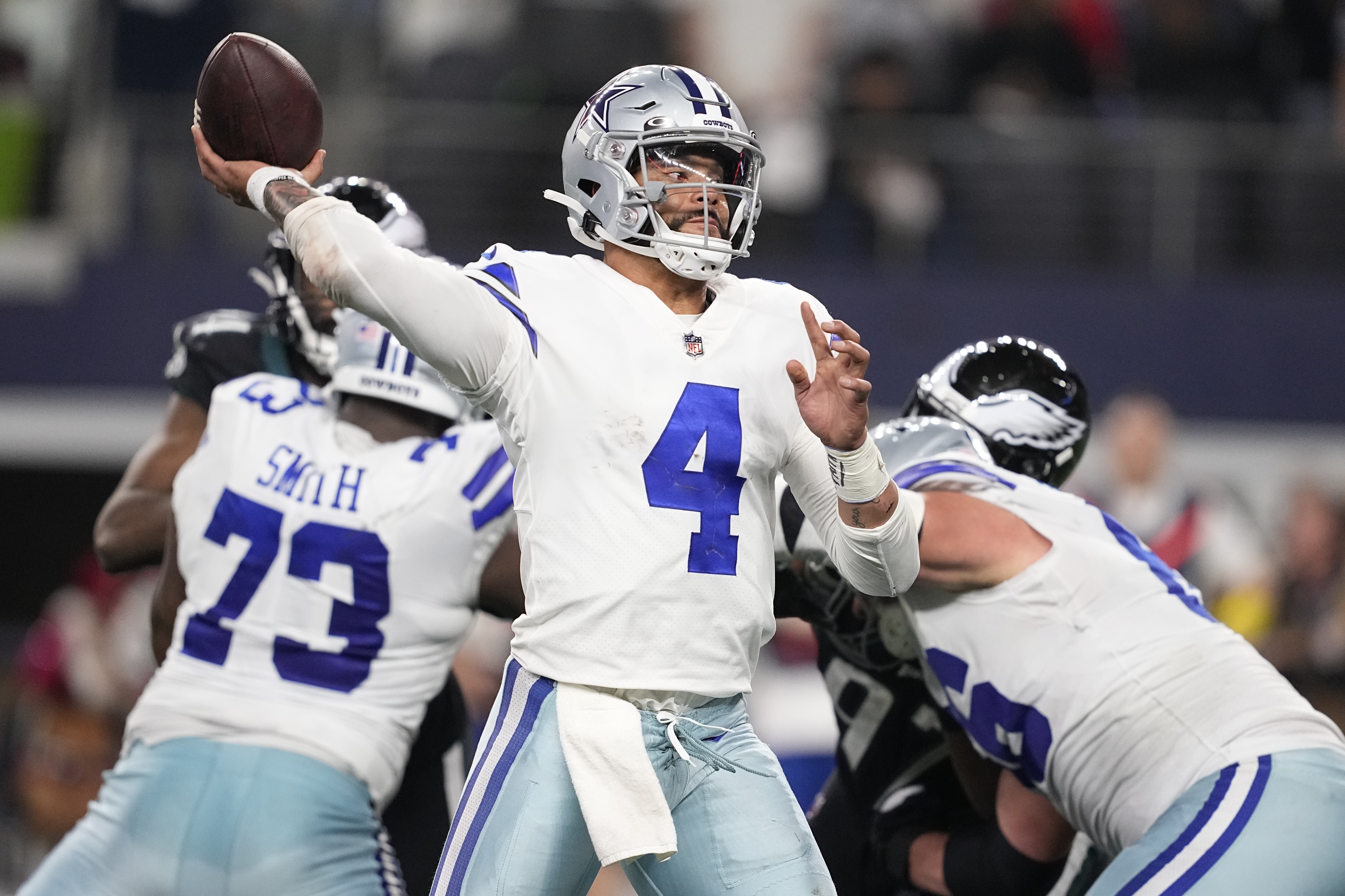 Dallas Cowboys win 40-34, make Philadelphia Eagles wait on top seed