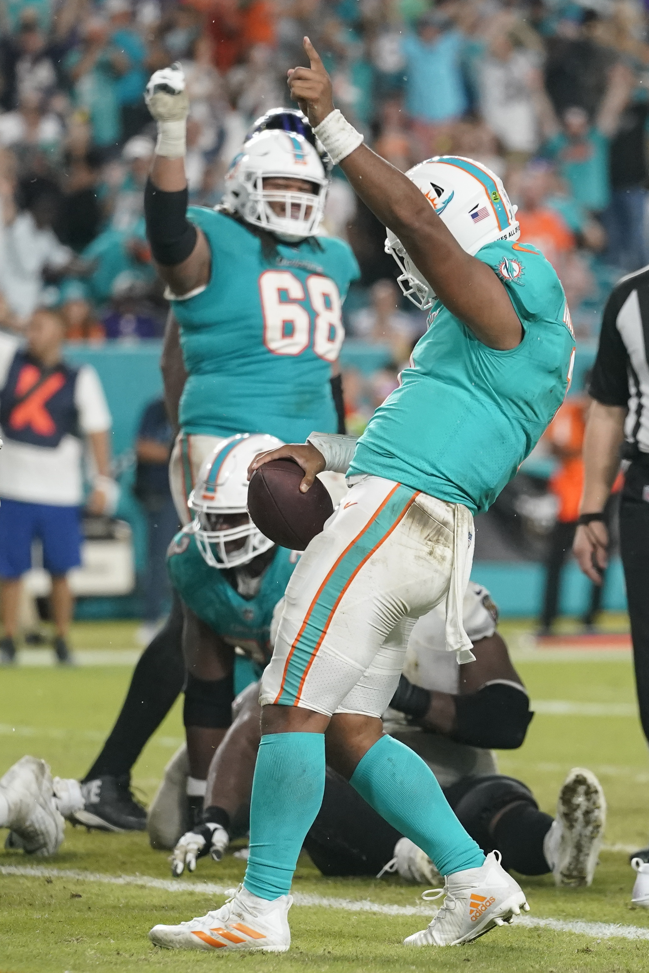 Dolphins win second straight, top Ravens 22-10