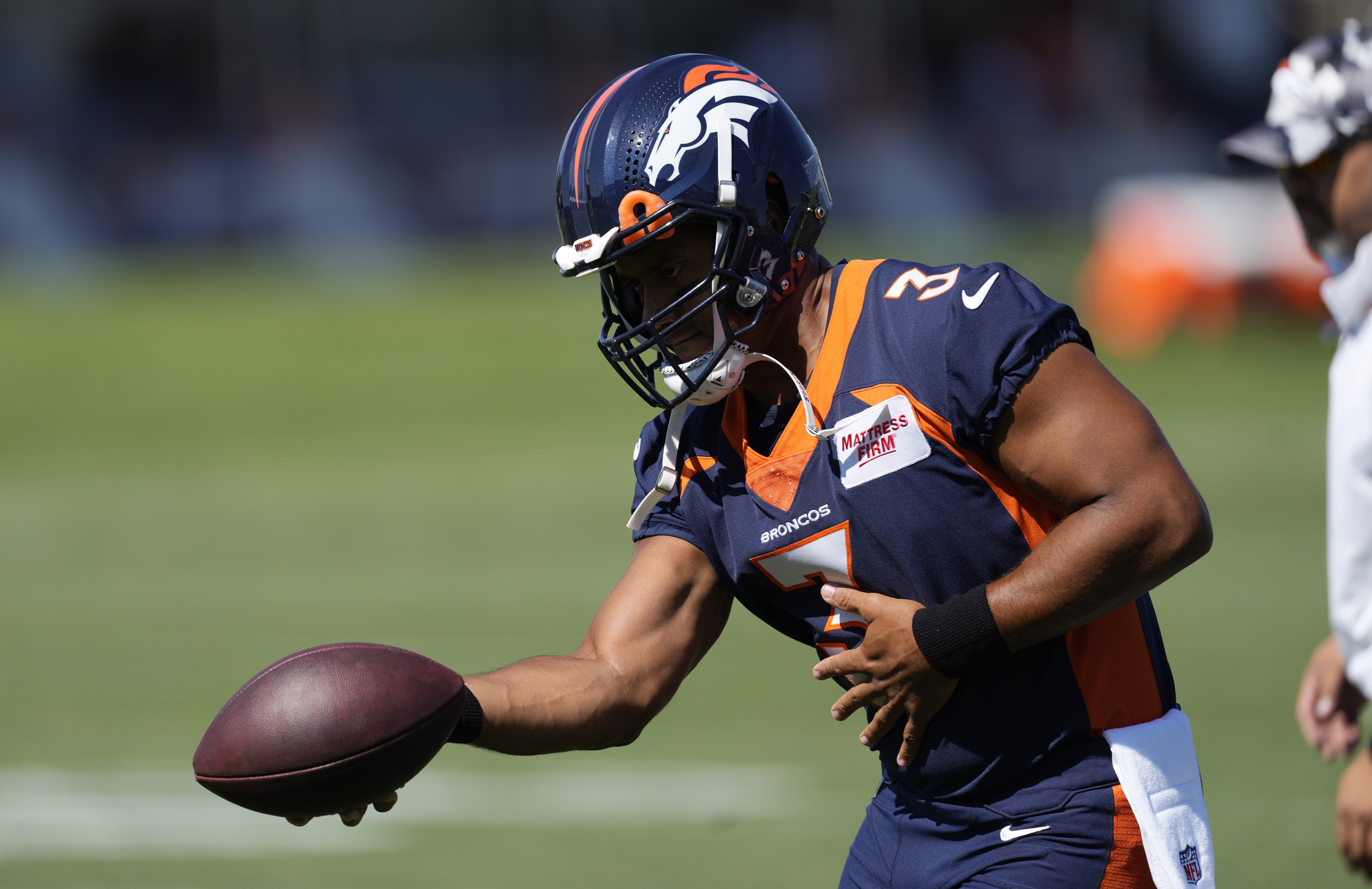 Russell Wilson ushers in new Broncos era, in a hurry to win - Sentinel  Colorado