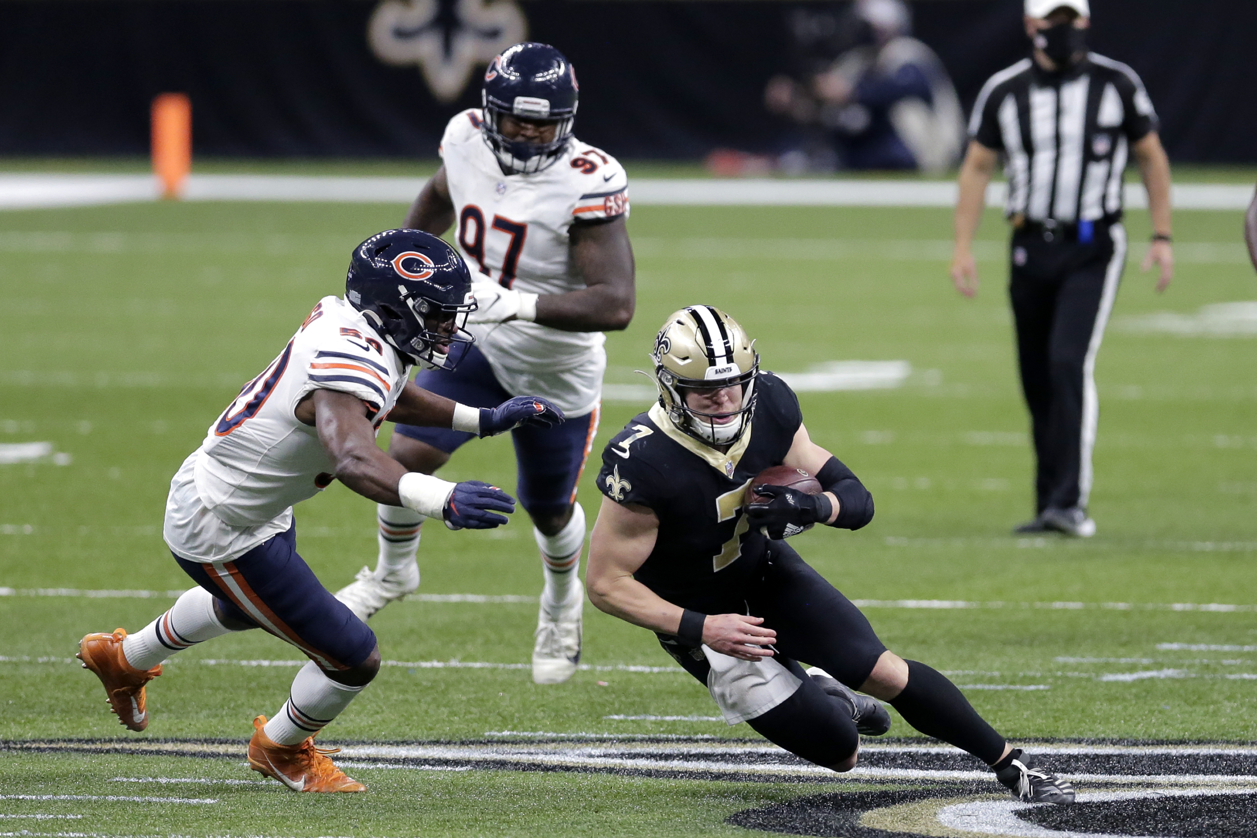 Brees, Saints Pull Away Late for 21-9 Playoff Win Over Bears, Chicago News