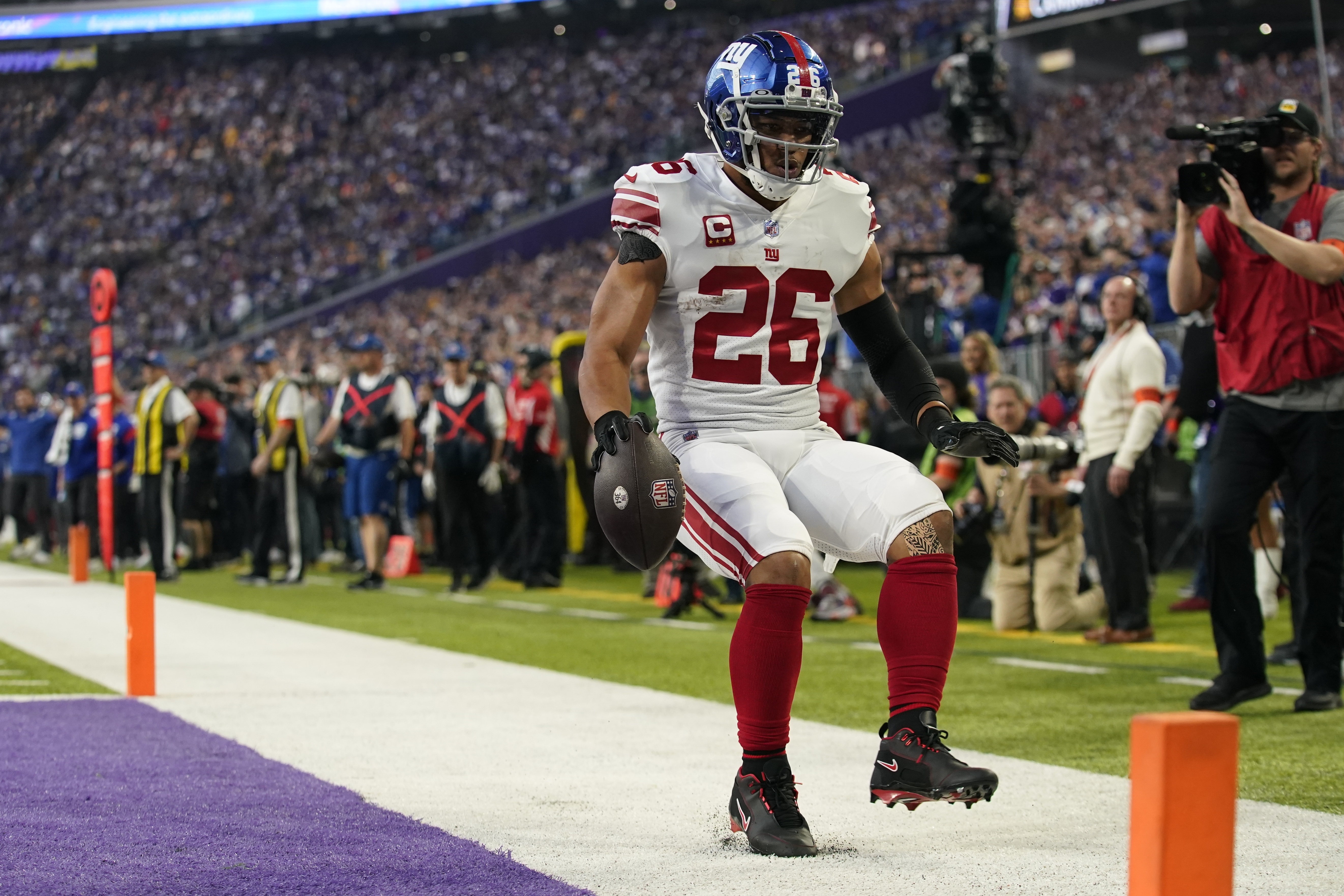 Giants' Saquon Barkley talks playing QB vs. Bears: 'I'm up next, I