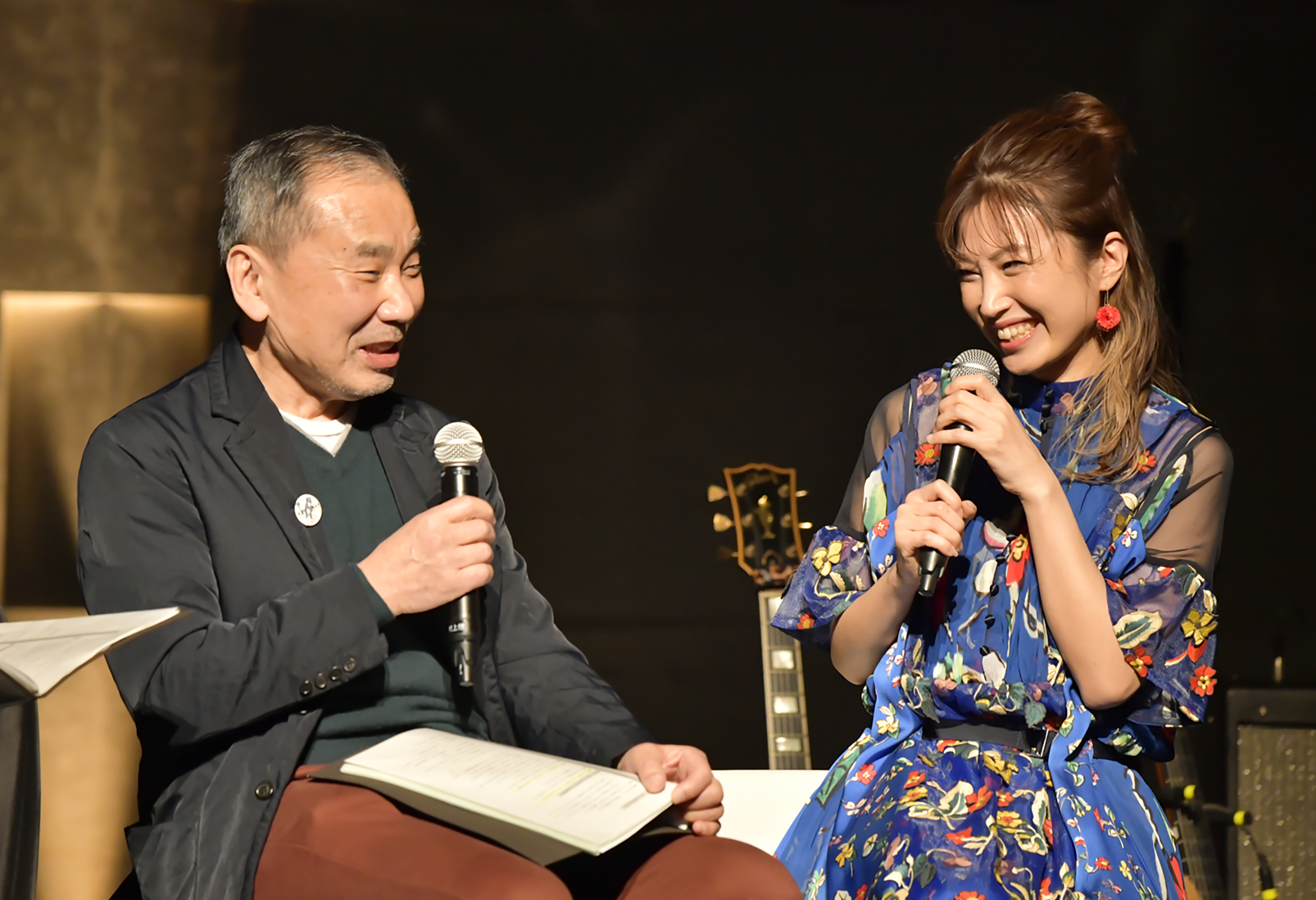 Author Murakami hosts live jam for relaxation amid pandemic