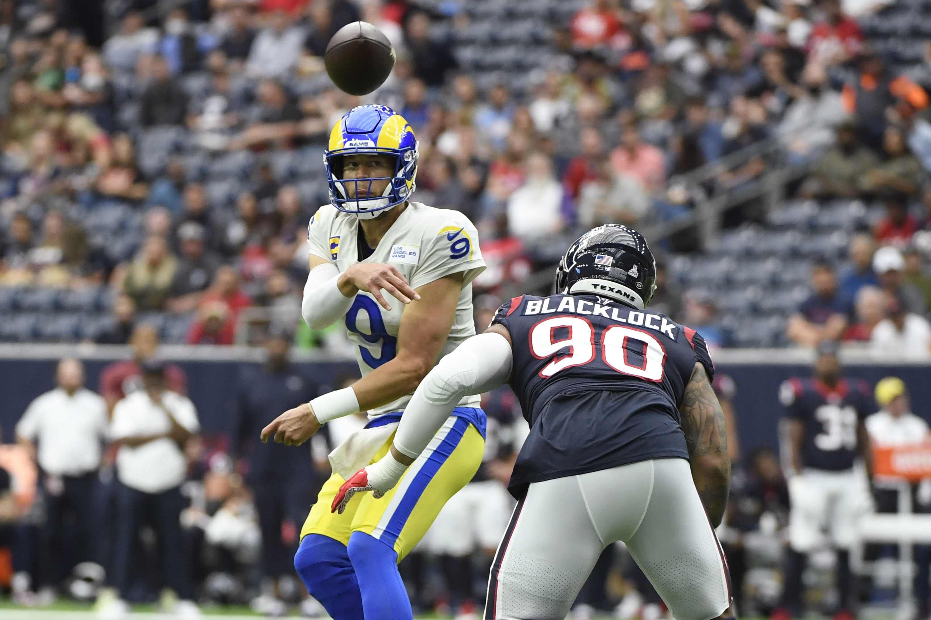 Rams get 5 sacks to shut down Mills, Texans in 38-22 win