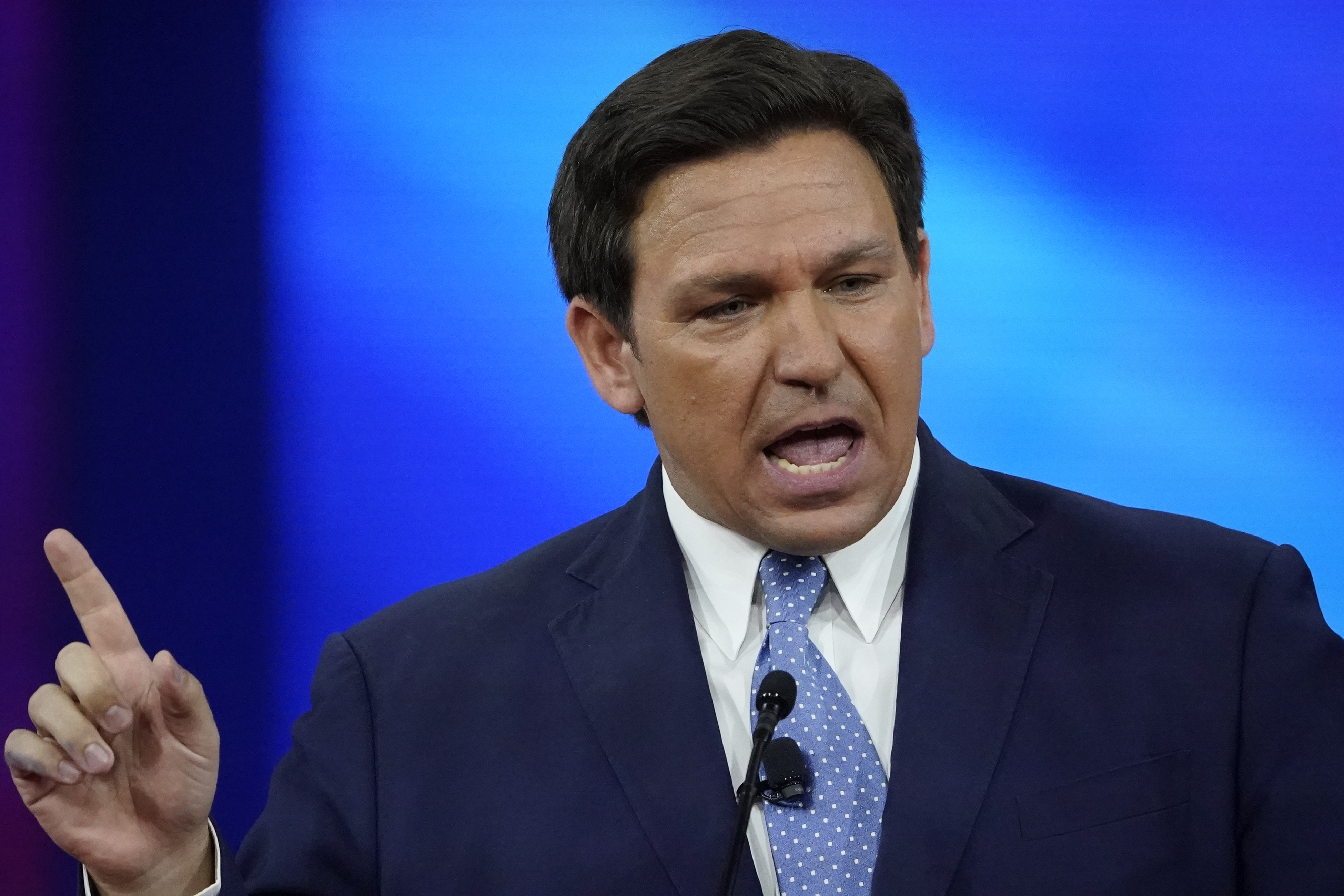 DeSantis Signs Into Law Latest Wrinkle in Disney Feud - The New